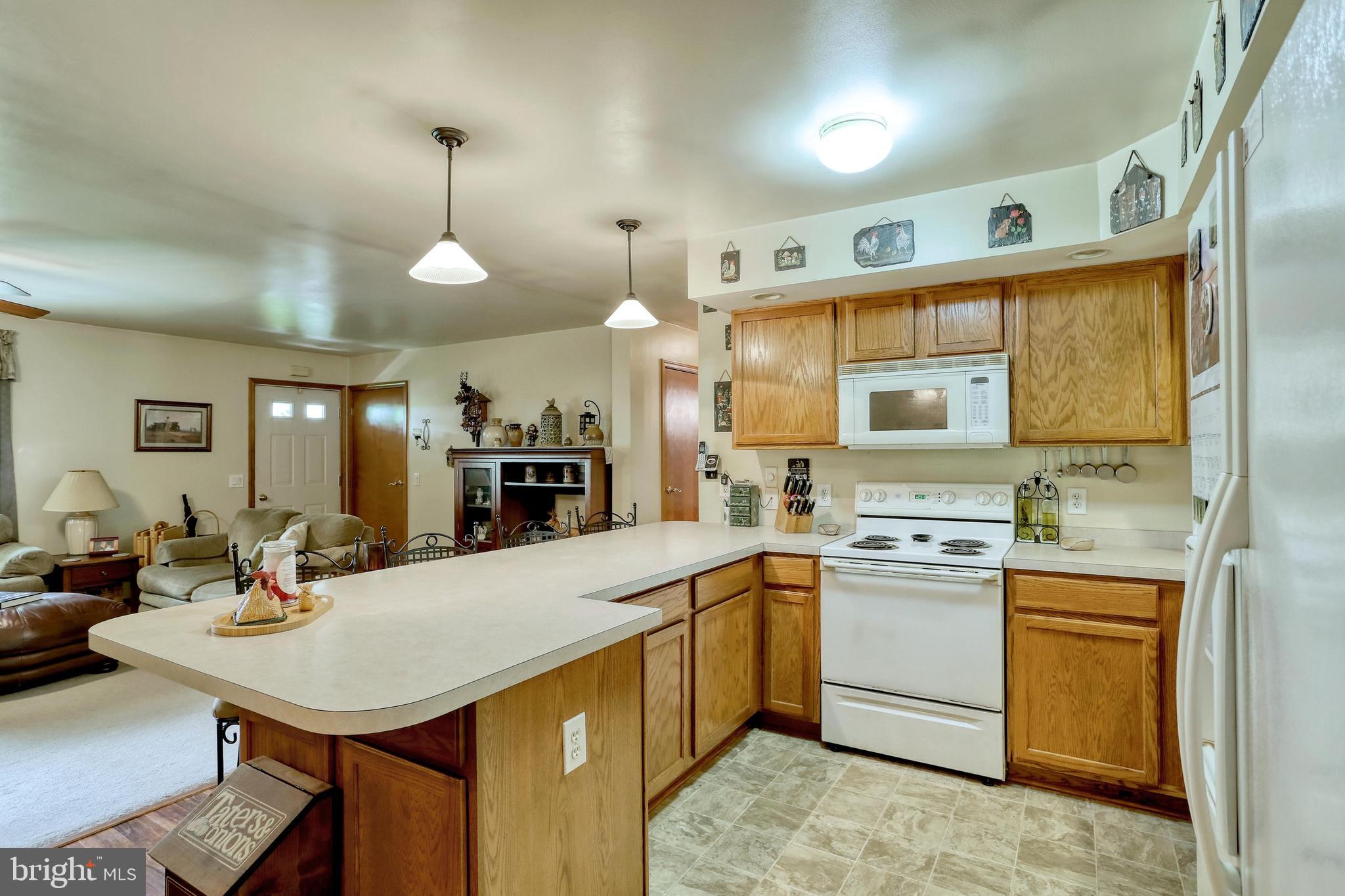 GOLDSBORO MANOR - Residential