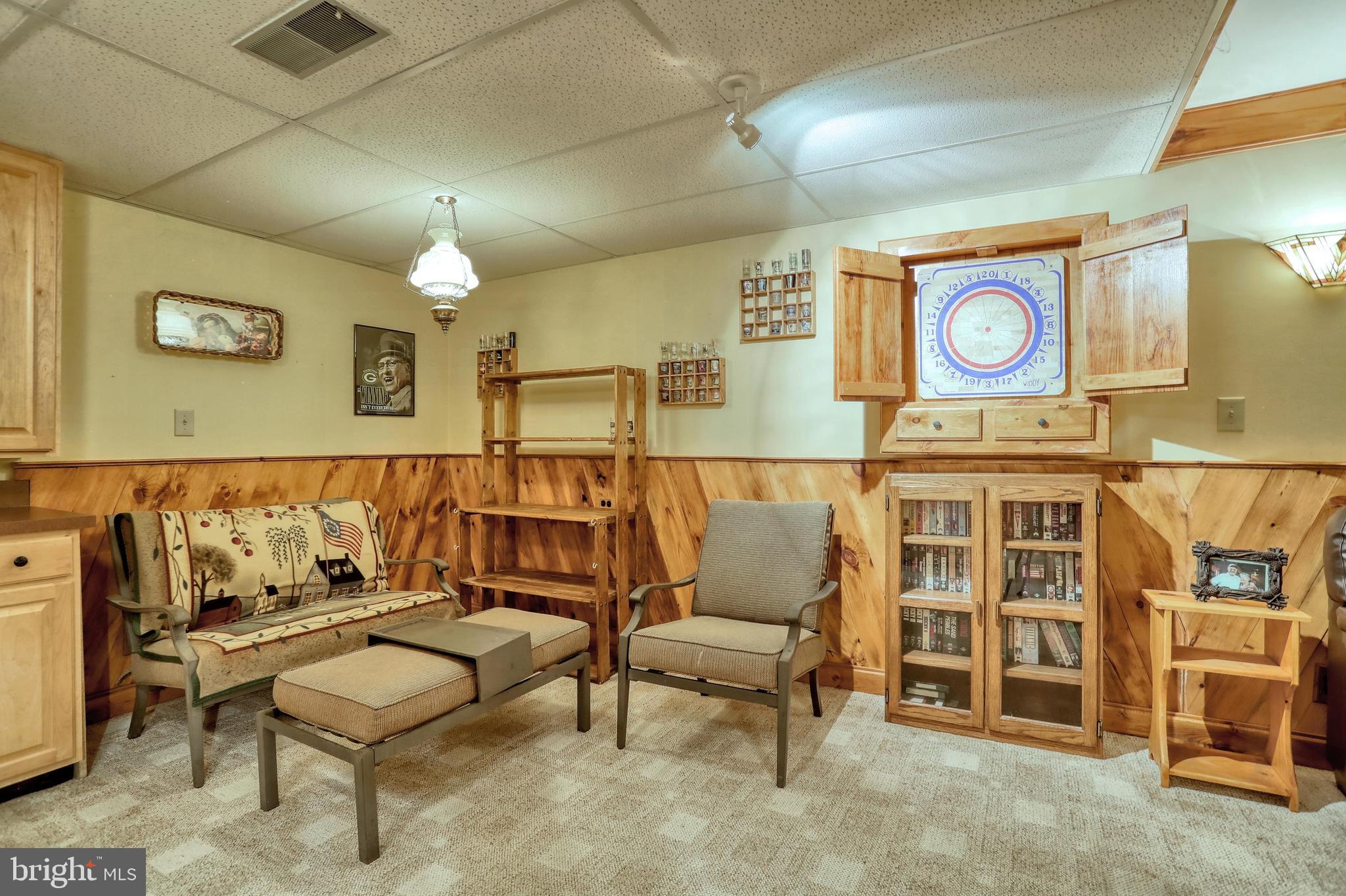 GOLDSBORO MANOR - Residential