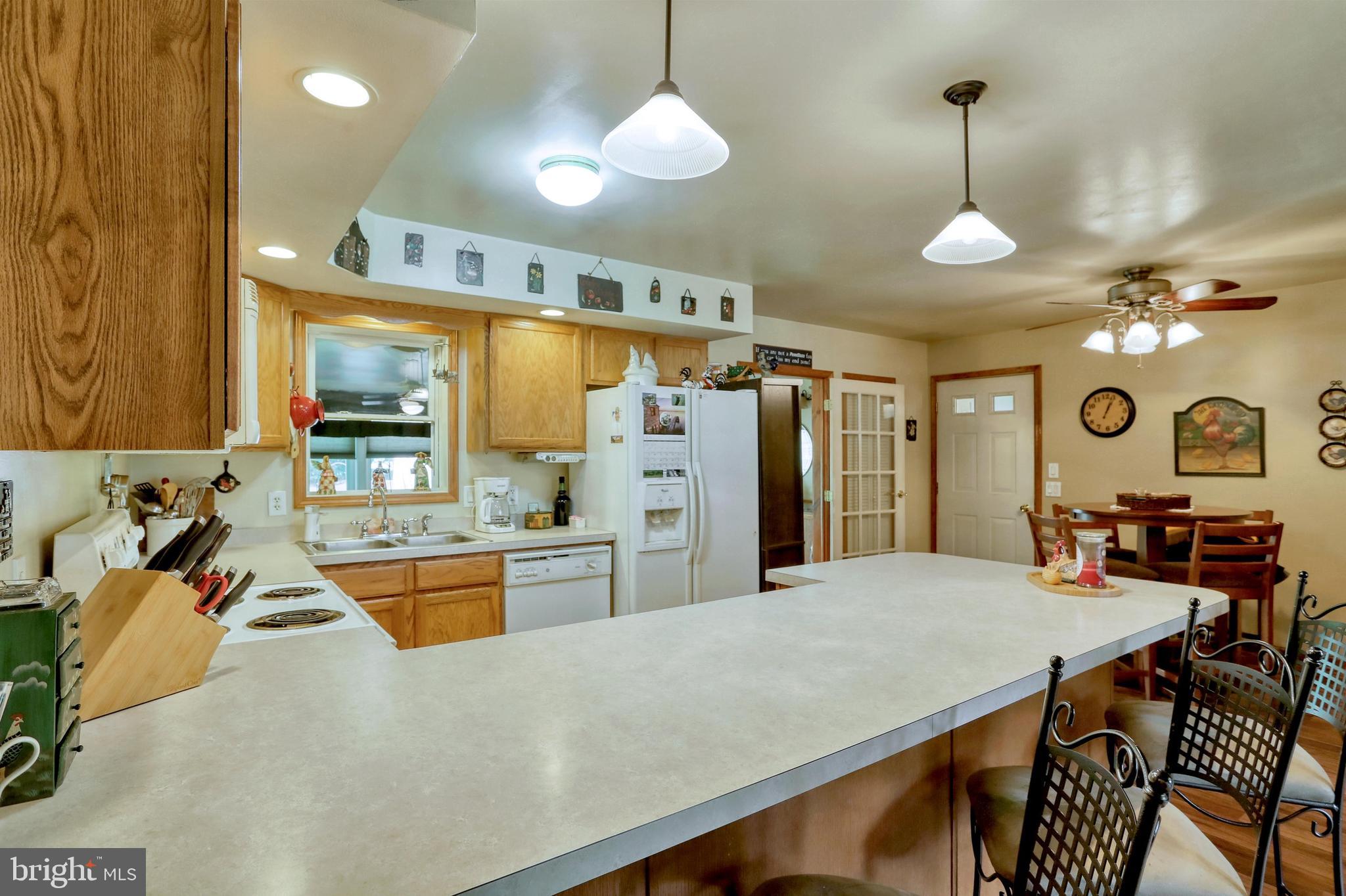 GOLDSBORO MANOR - Residential