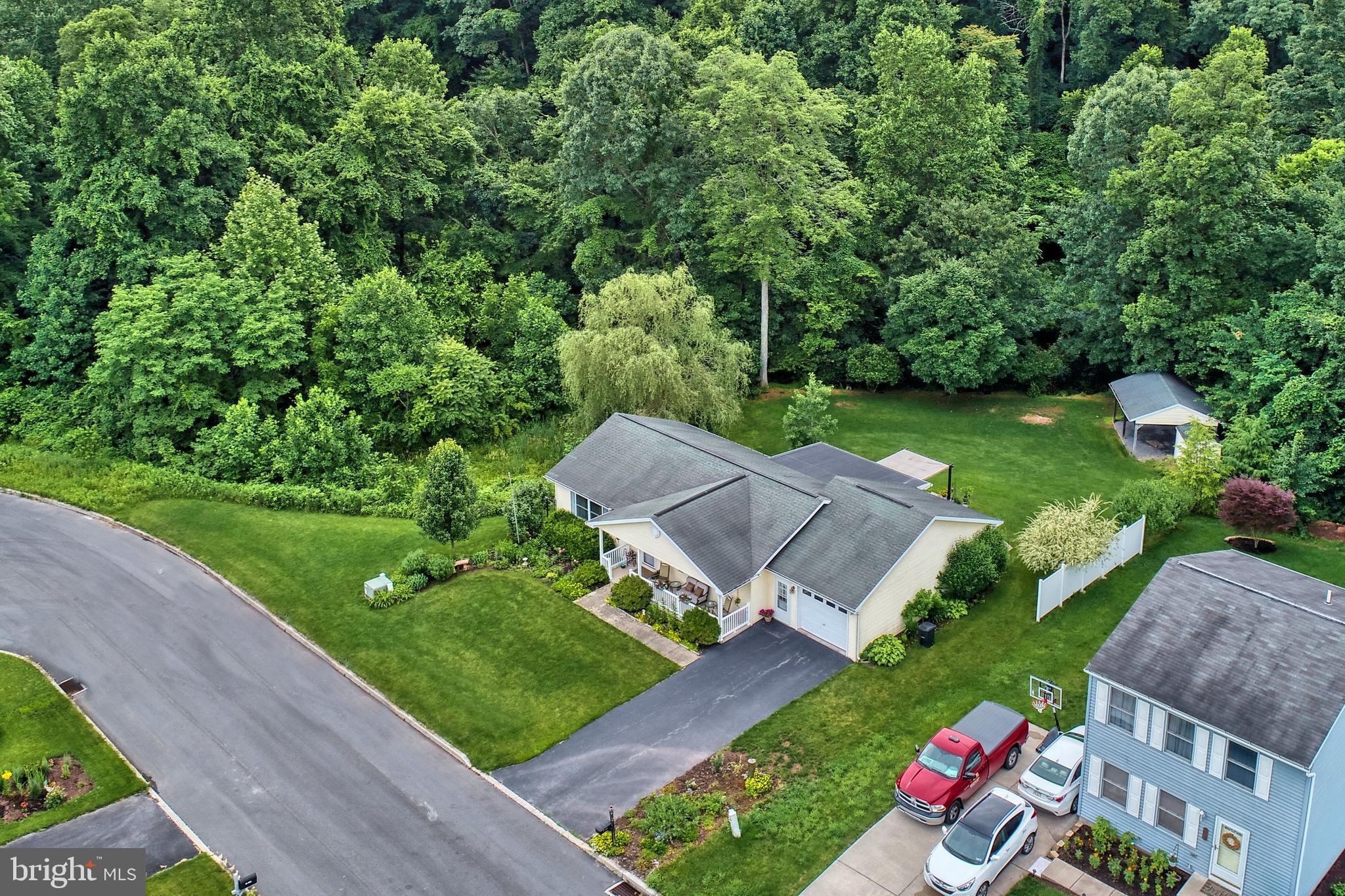 GOLDSBORO MANOR - Residential