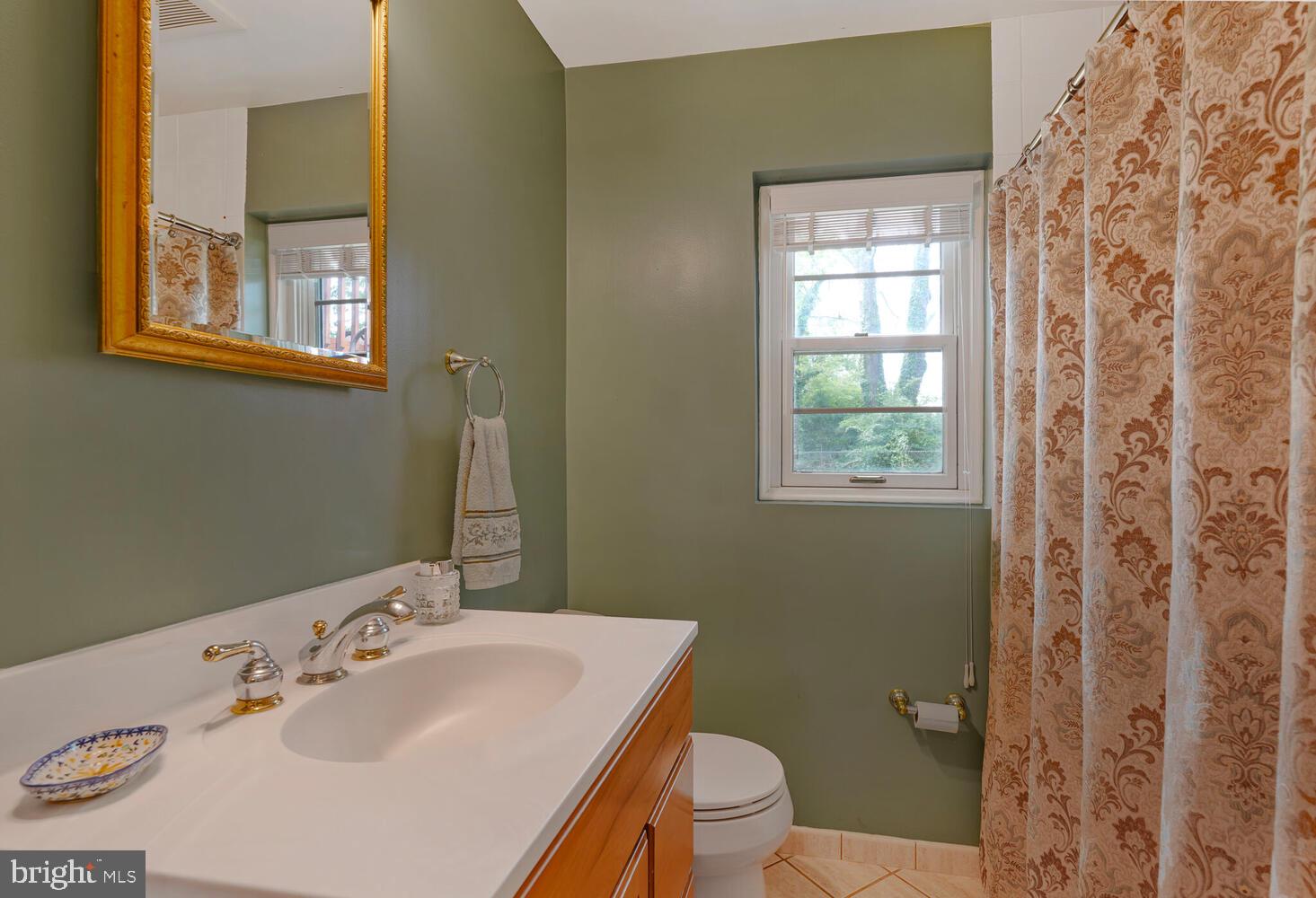 BERKSHIRE OAKWOOD - Residential