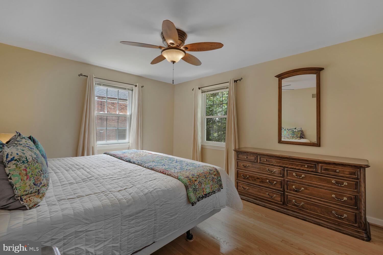 BERKSHIRE OAKWOOD - Residential