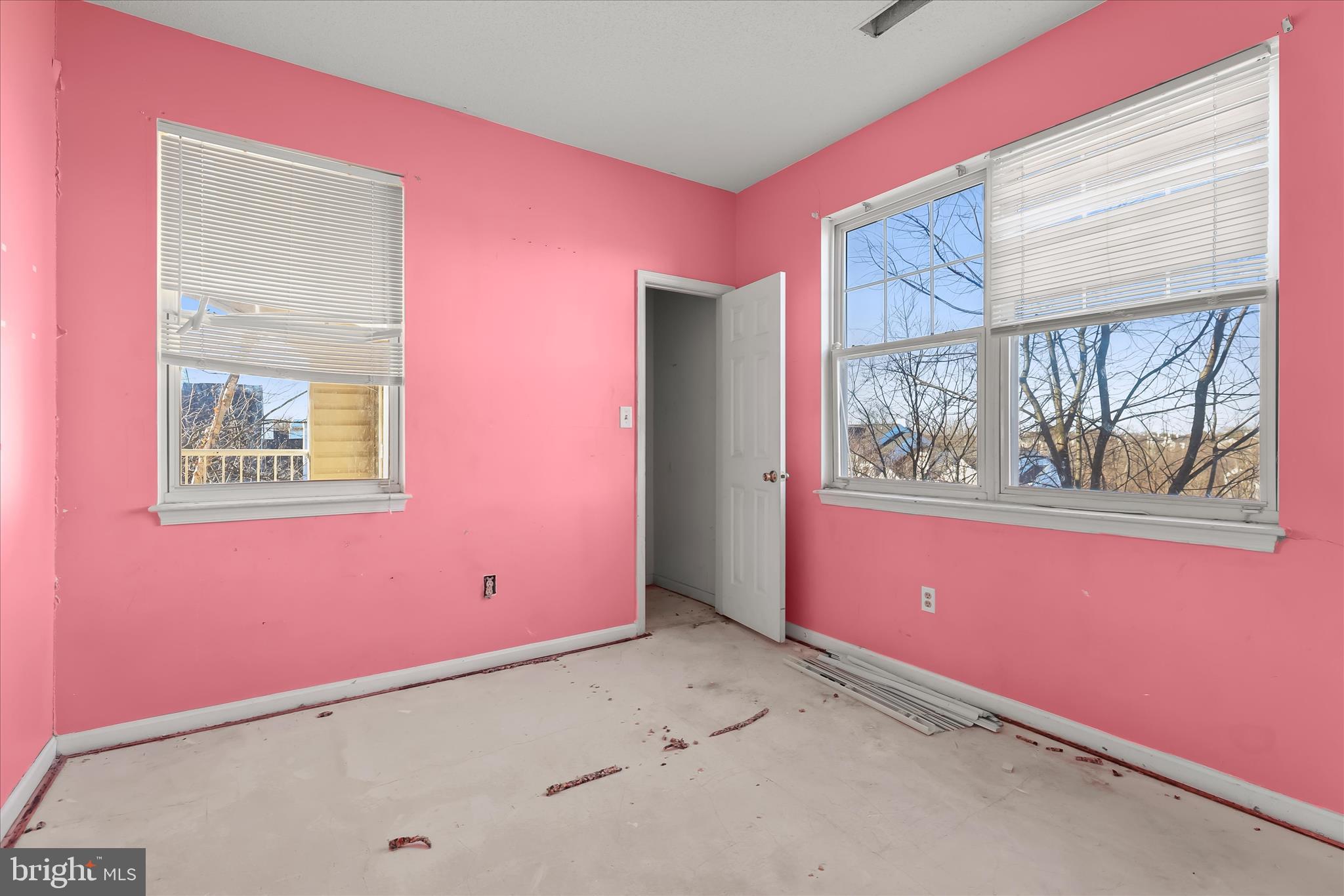 BRISTOL PARK - Residential