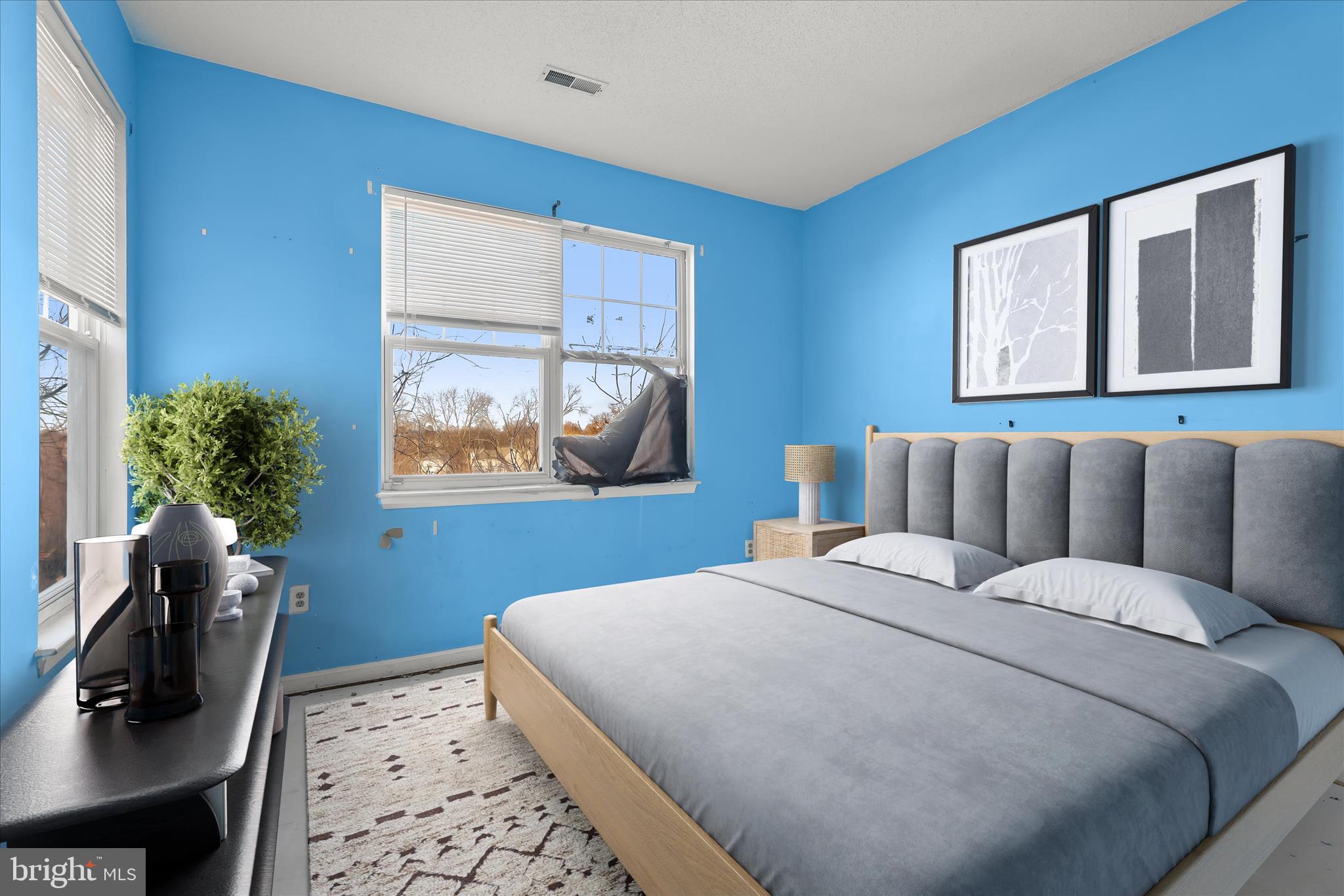 BRISTOL PARK - Residential