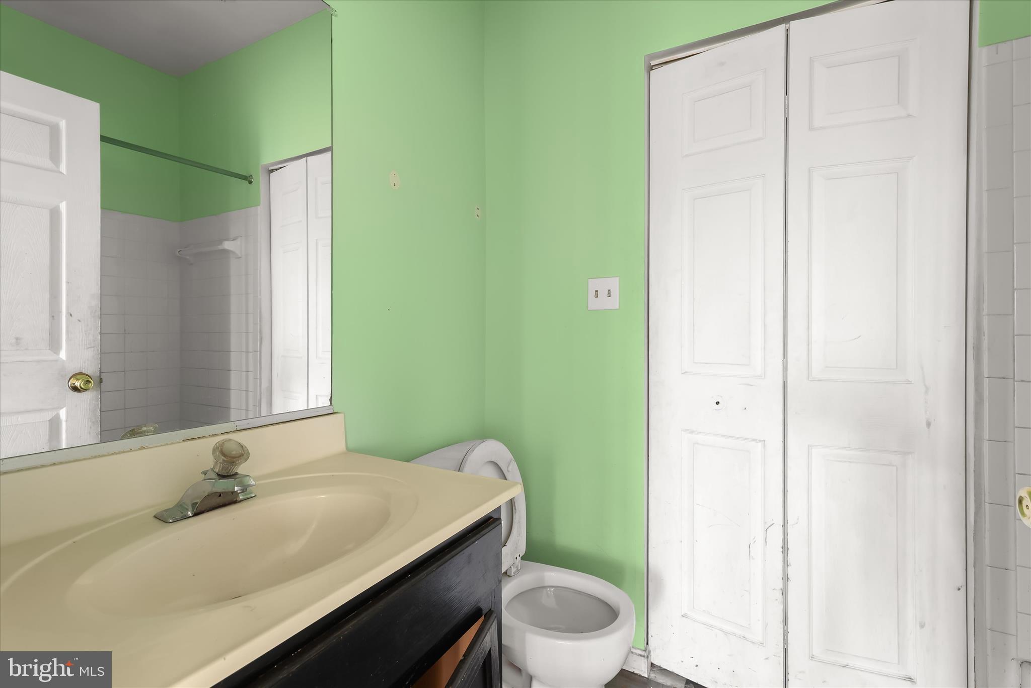 BRISTOL PARK - Residential