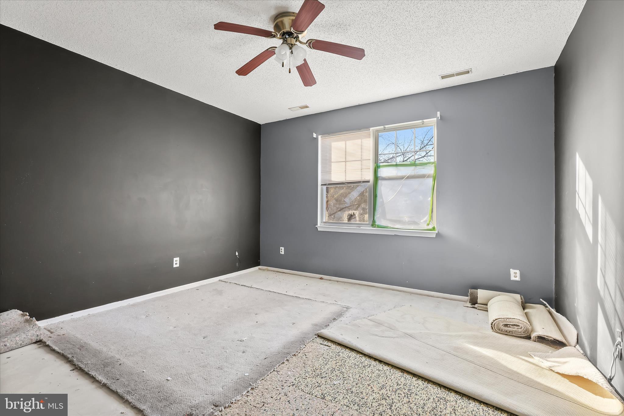 BRISTOL PARK - Residential