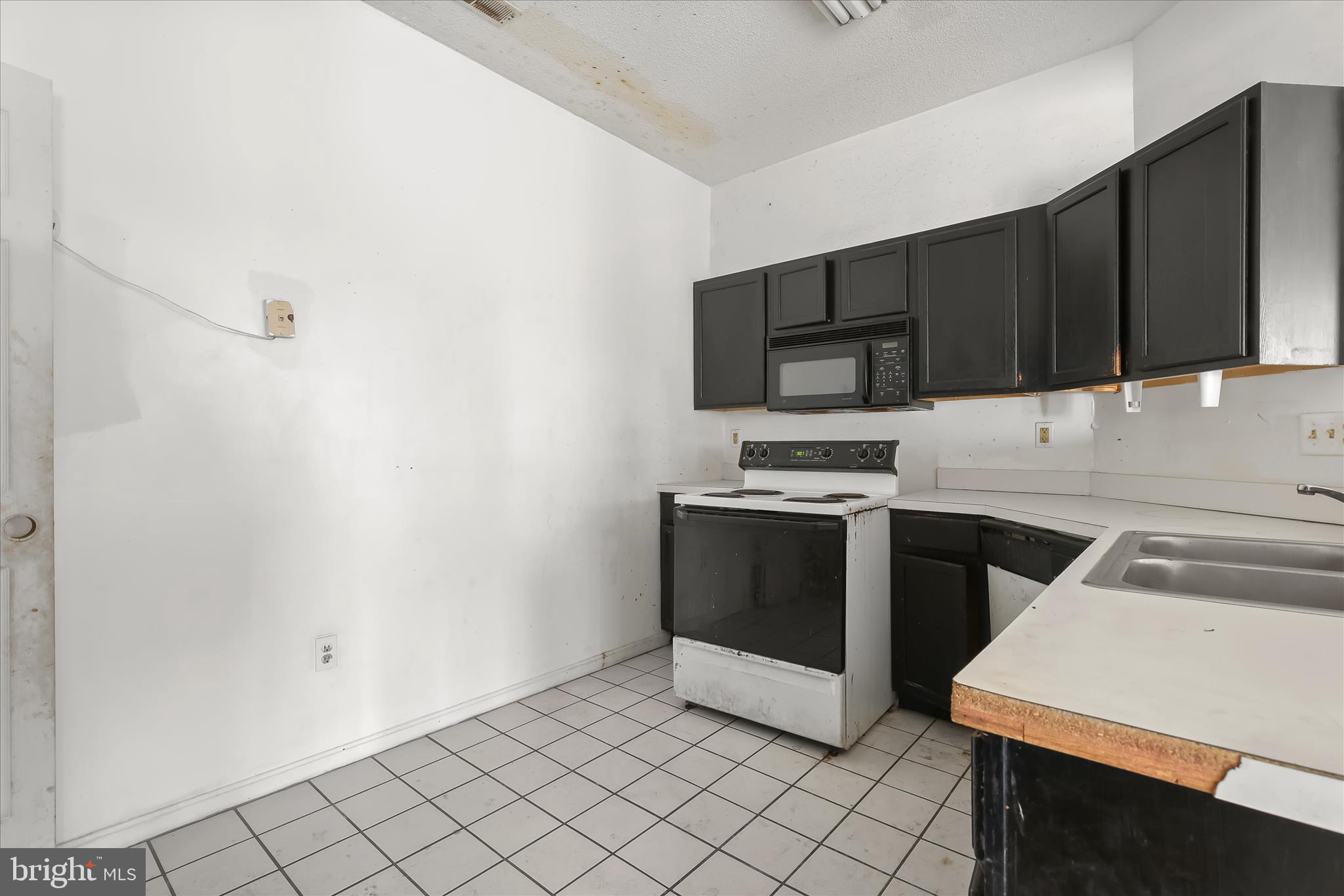 BRISTOL PARK - Residential