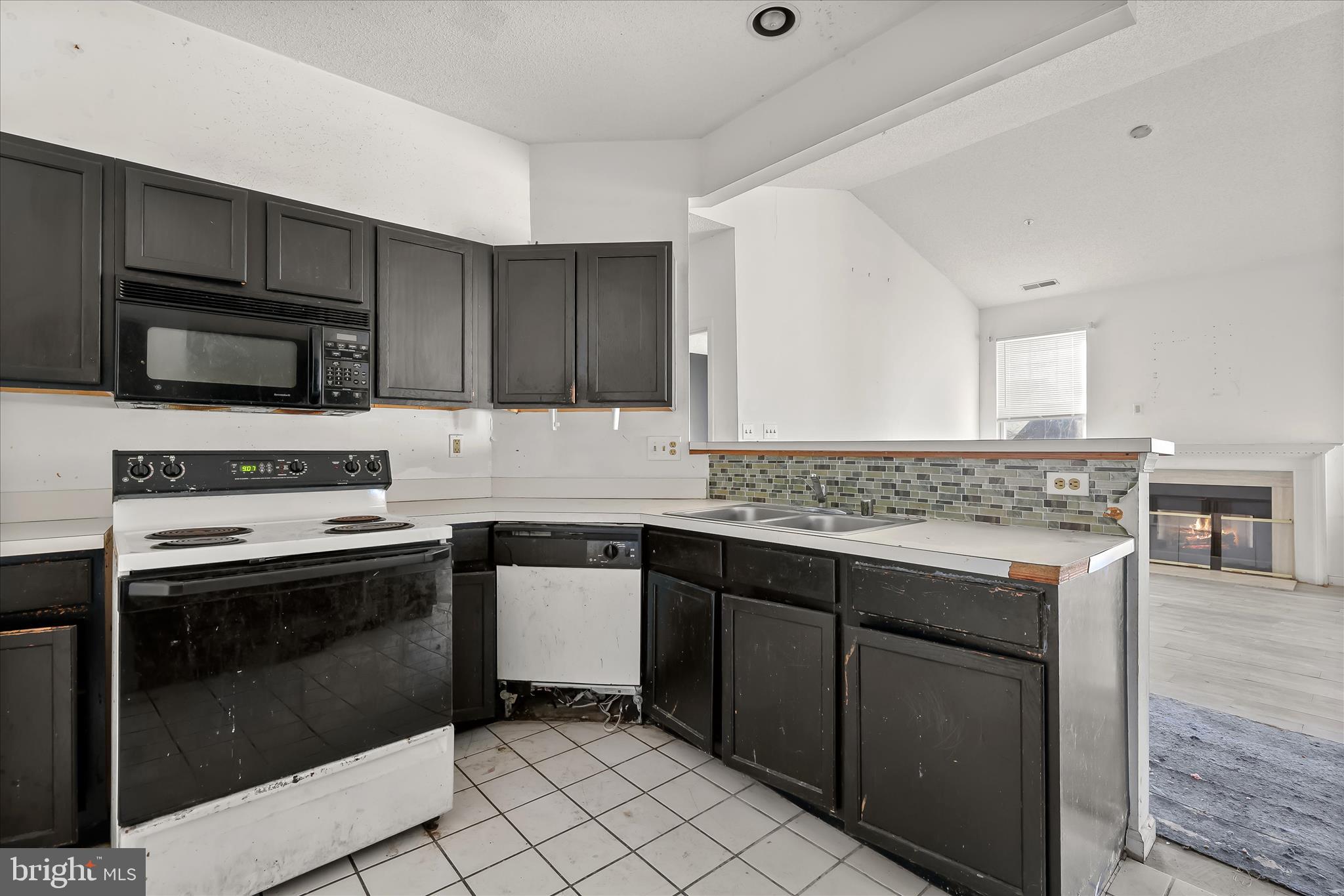 BRISTOL PARK - Residential