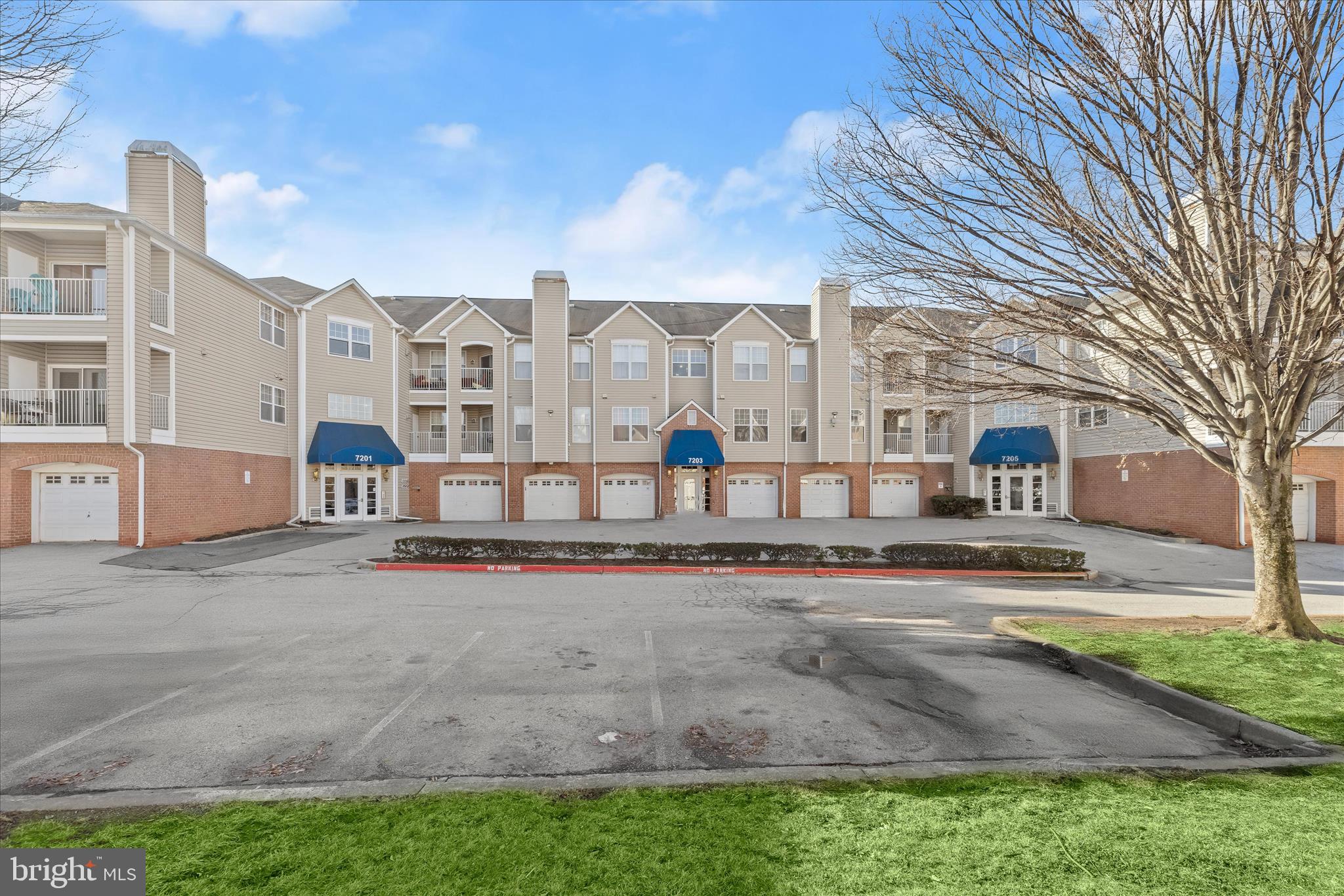 BRISTOL PARK - Residential