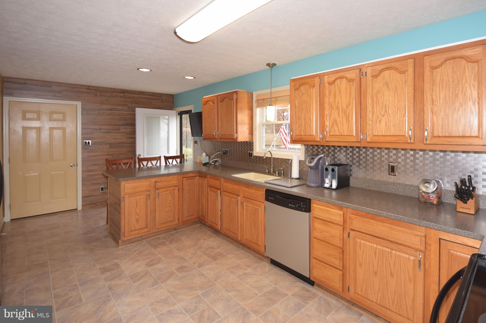 COLONIAL PARK - Residential