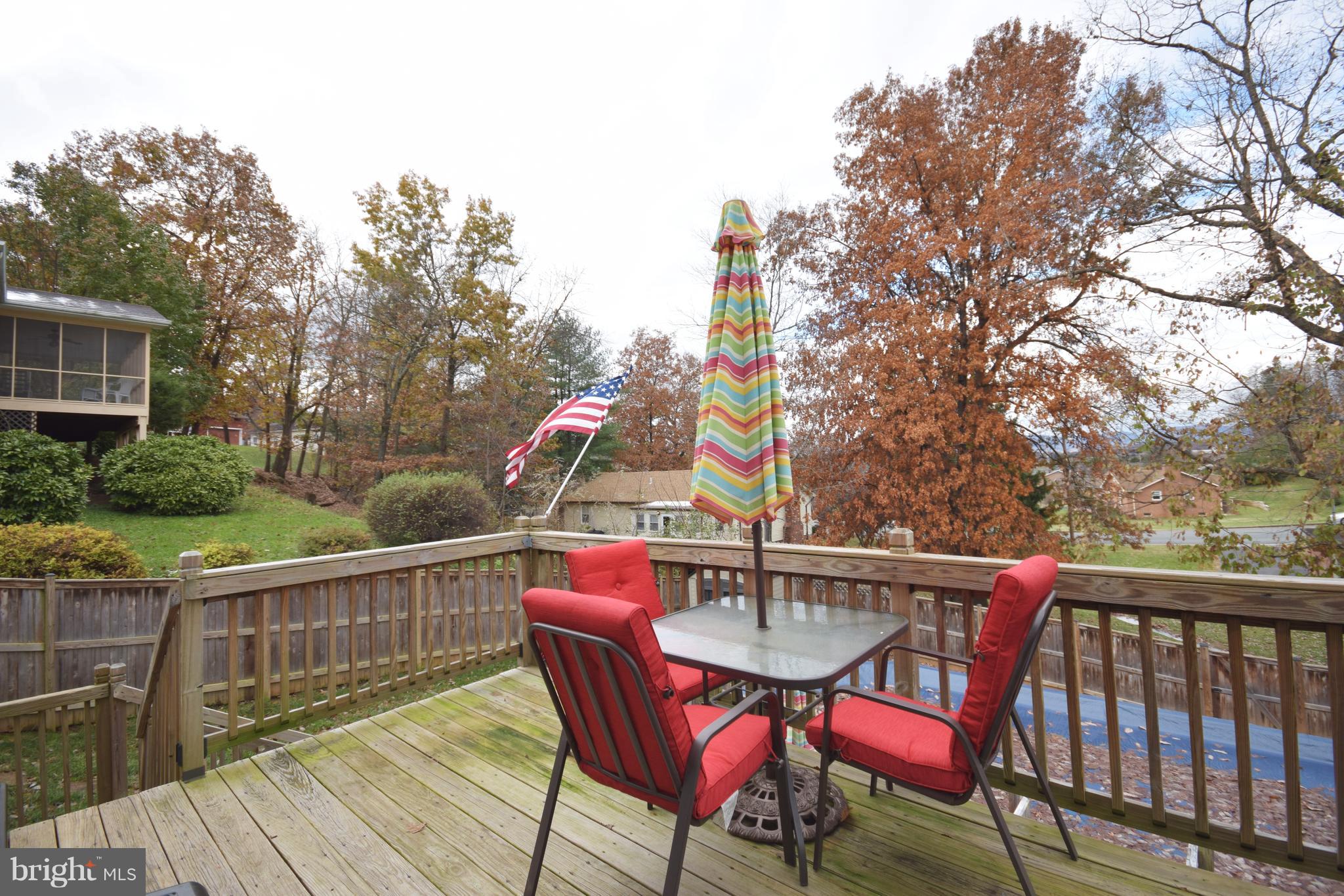 COLONIAL PARK - Residential