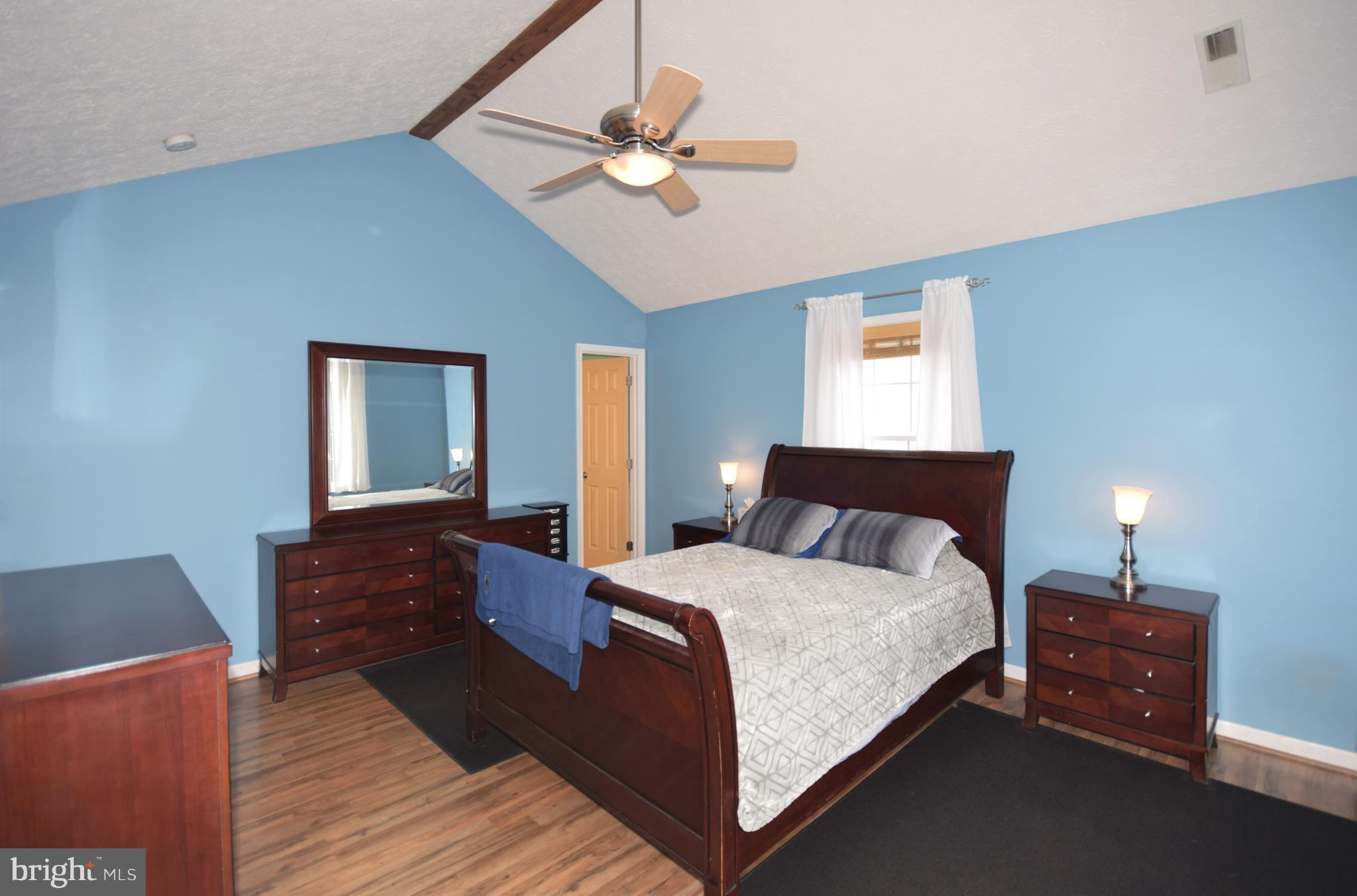 COLONIAL PARK - Residential