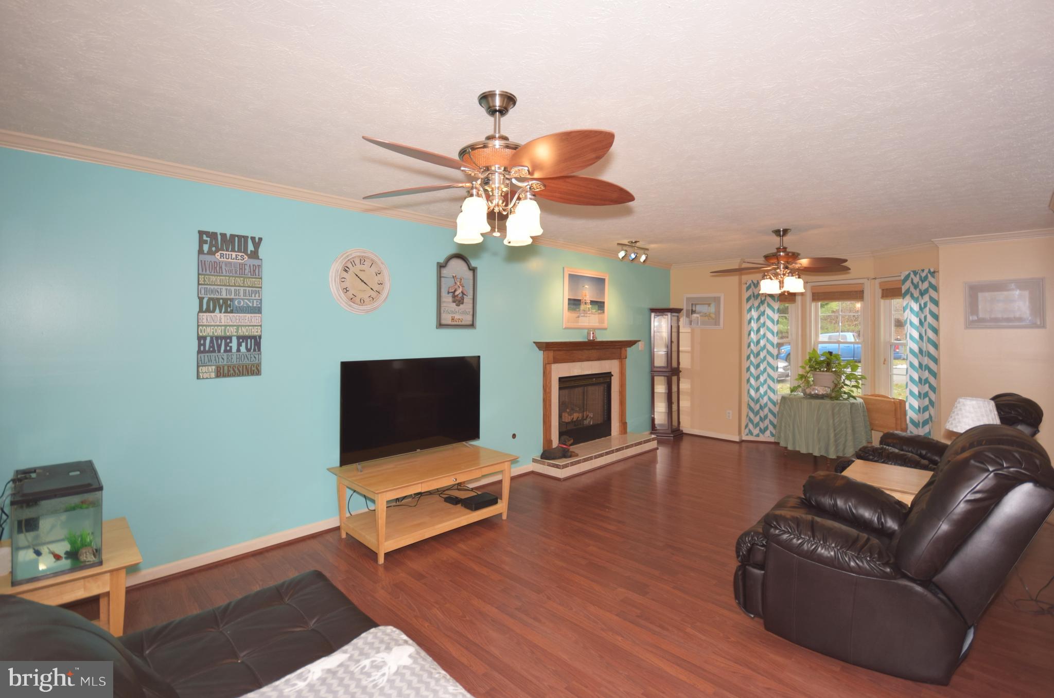 COLONIAL PARK - Residential