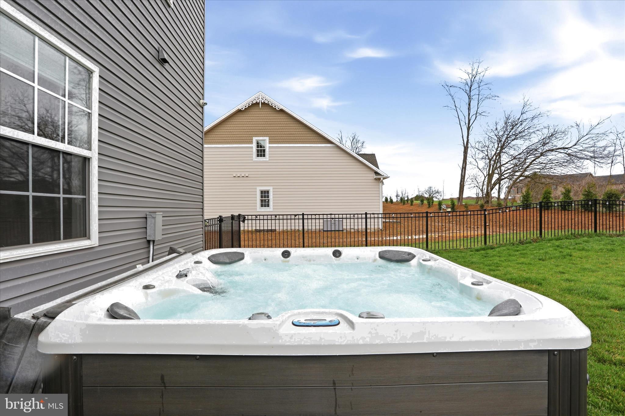 HERITAGE ESTATES - Residential