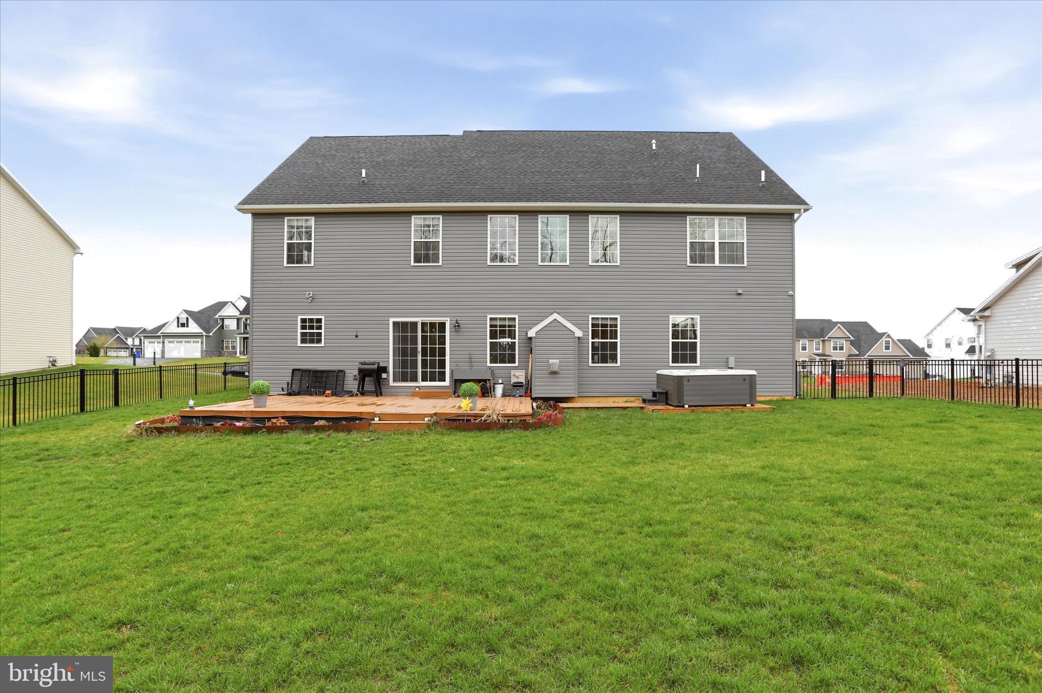 HERITAGE ESTATES - Residential