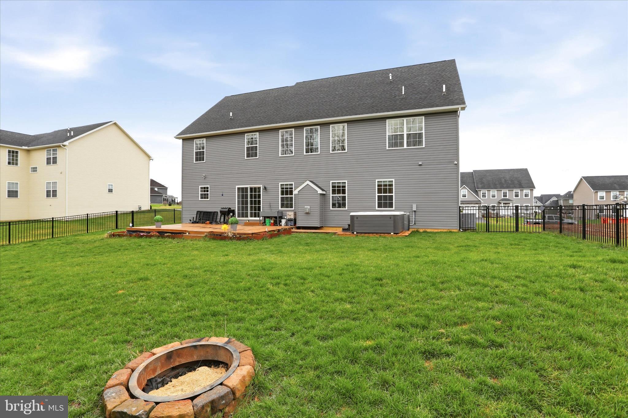 HERITAGE ESTATES - Residential