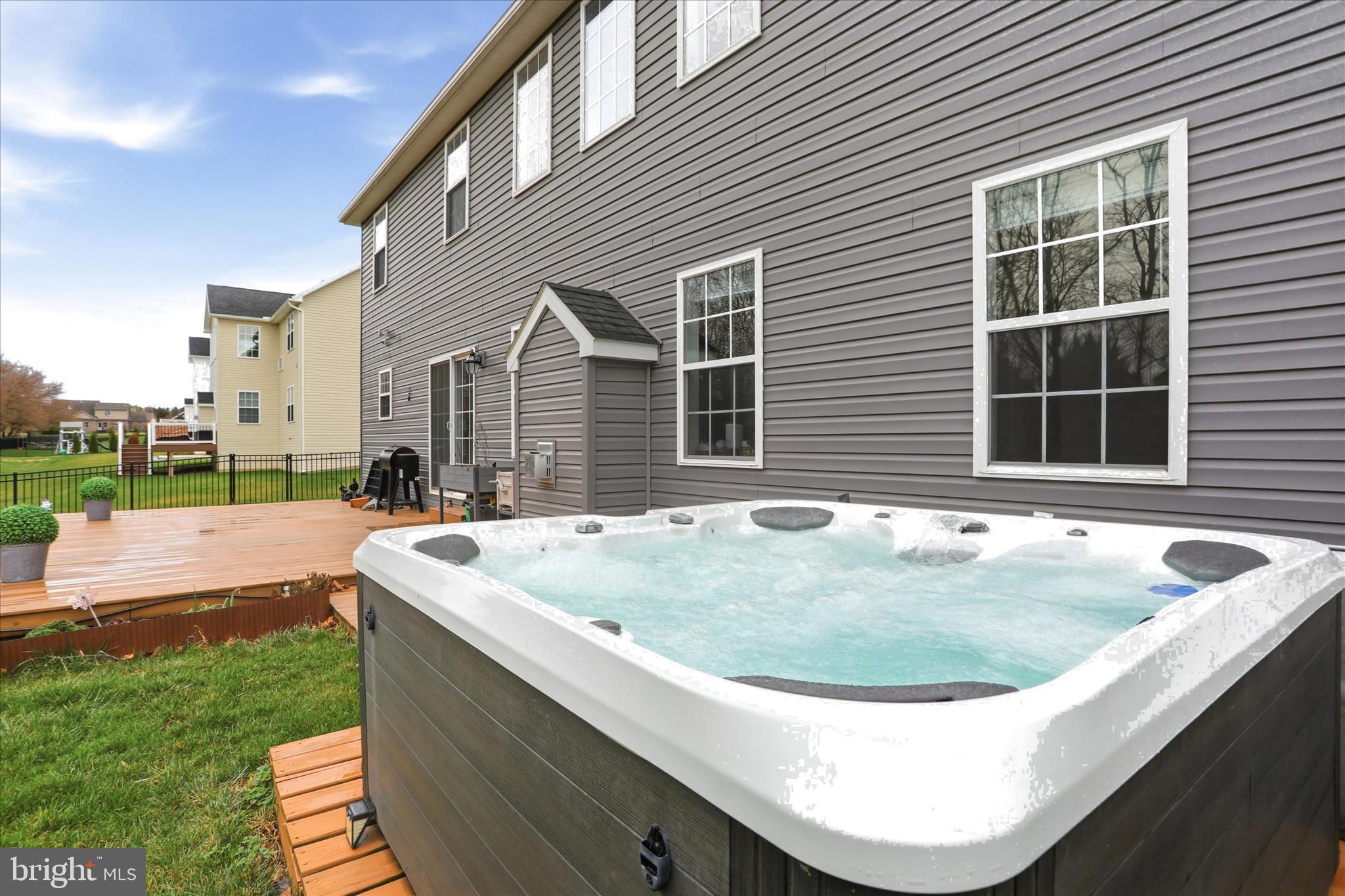 HERITAGE ESTATES - Residential