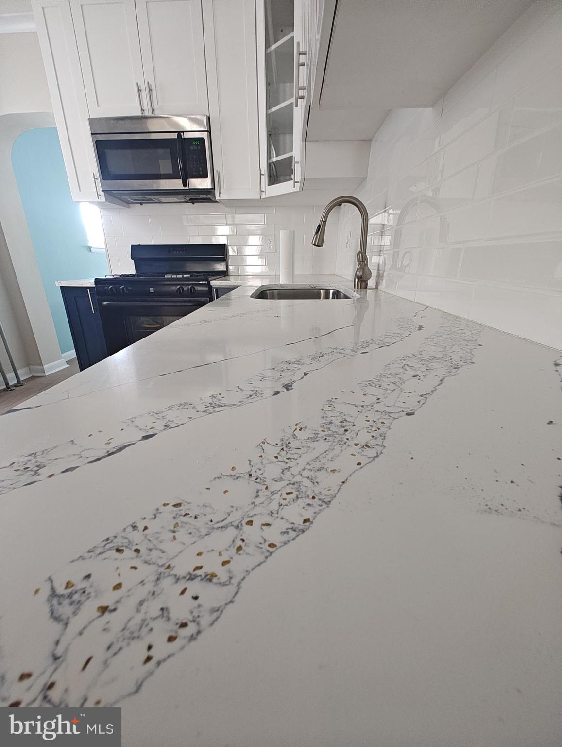 PORT RICHMOND - Residential