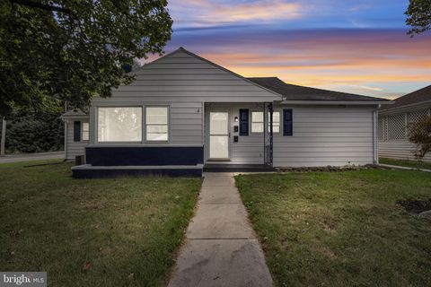 114 E MAPLEWOOD AVENUE MECHANICSBURG PA 17055