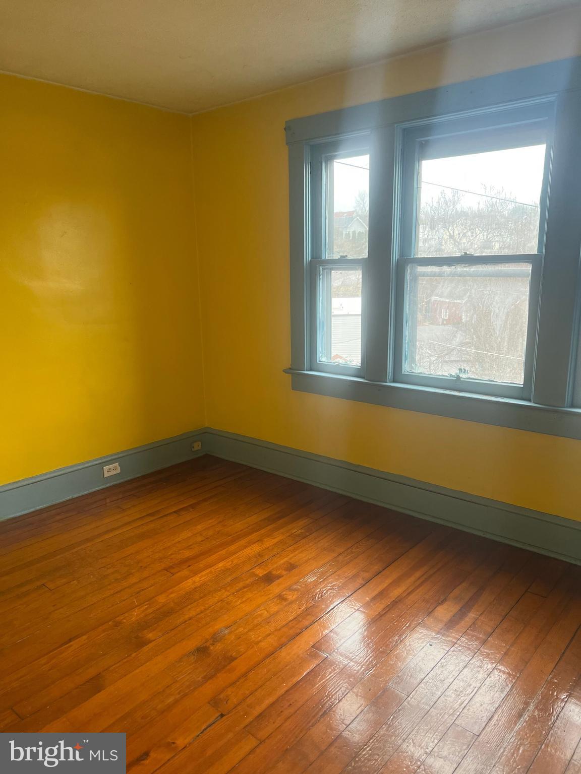 BRUNSWICK - Residential