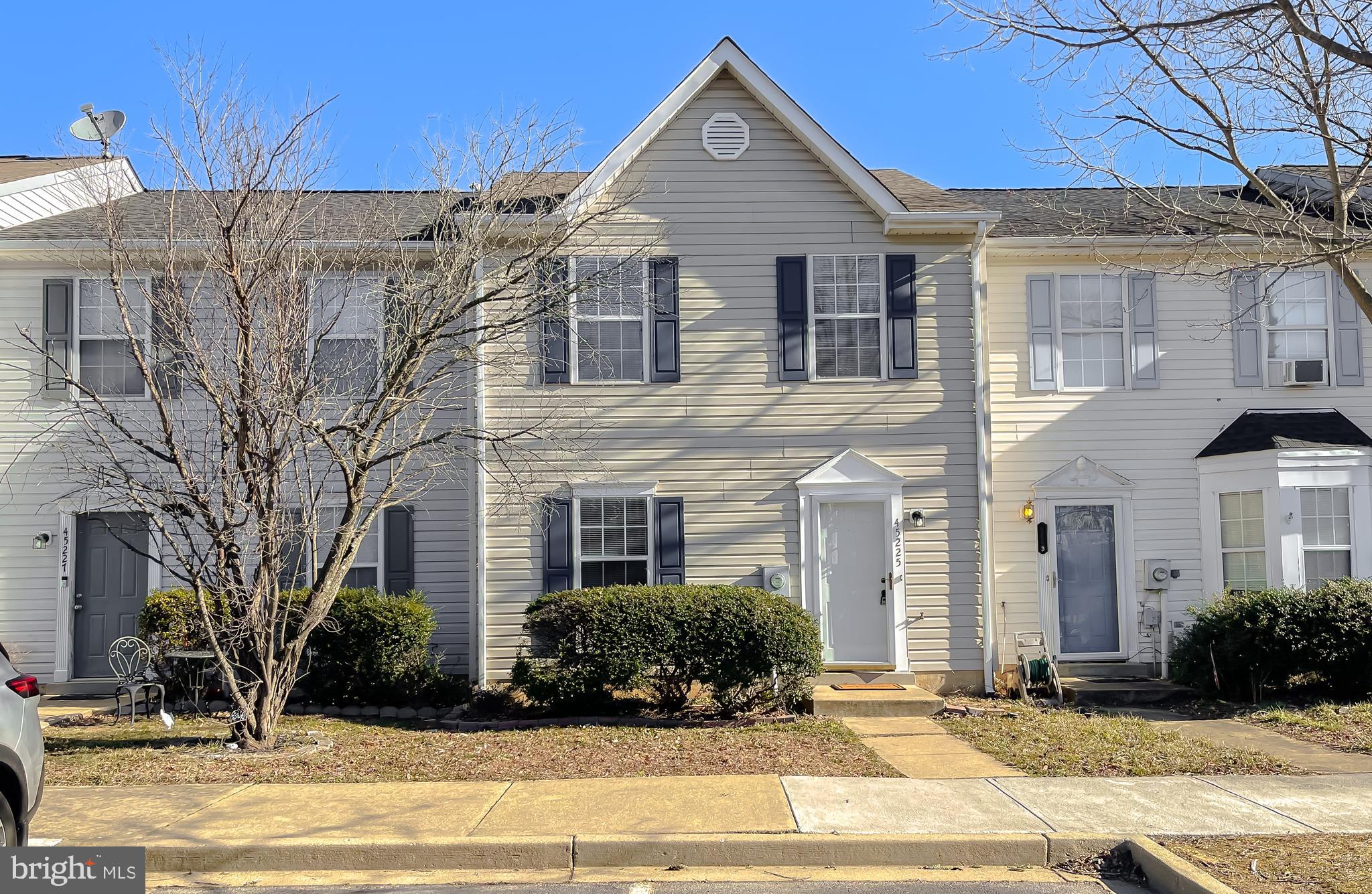 LAUREL GLEN - Residential