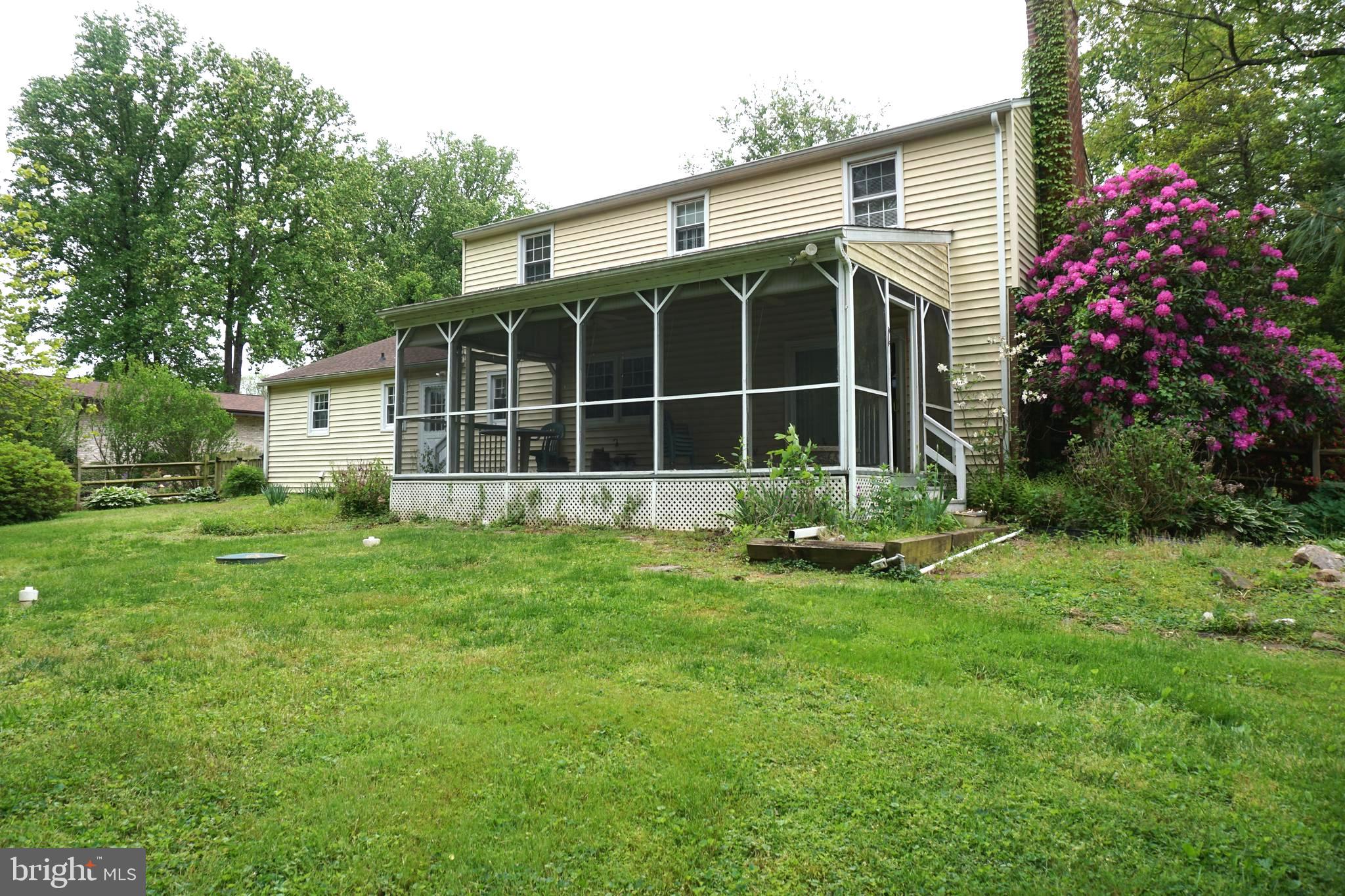 ROCHELLE MEADOWS - Residential
