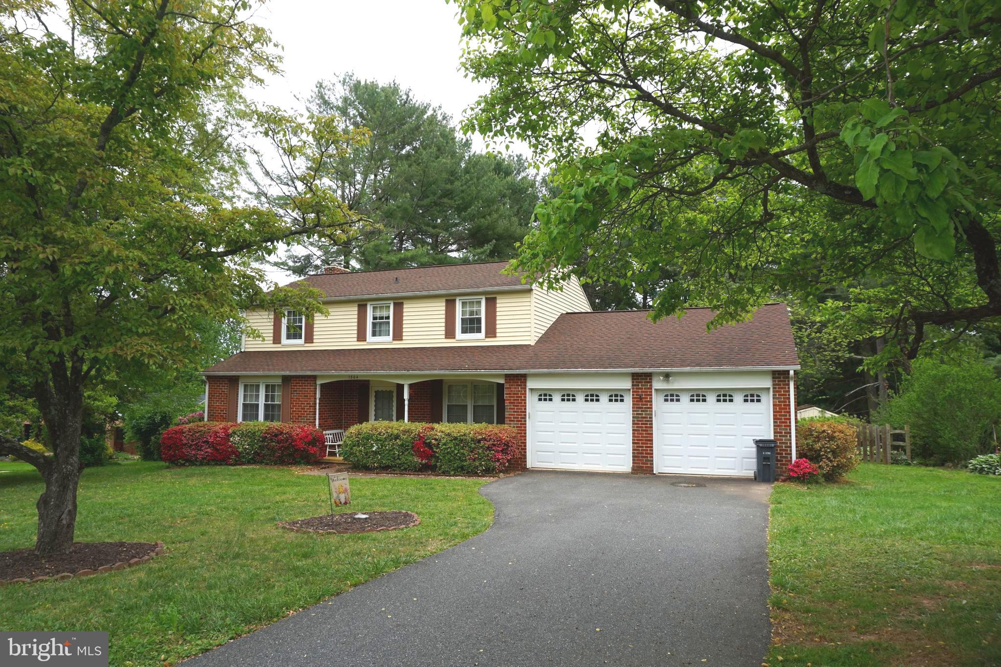 ROCHELLE MEADOWS - Residential
