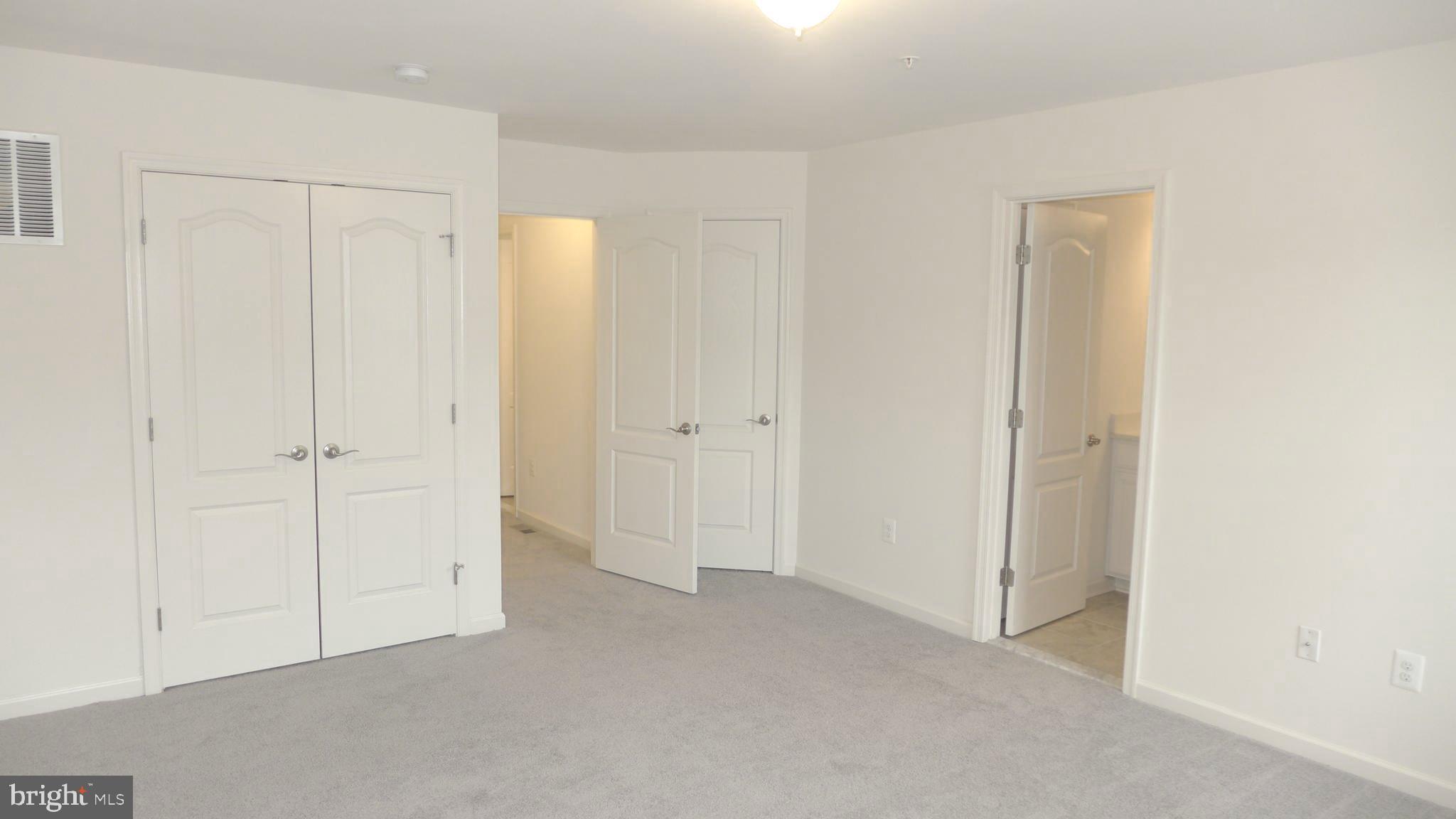 BALLARD GREEN - Residential Lease