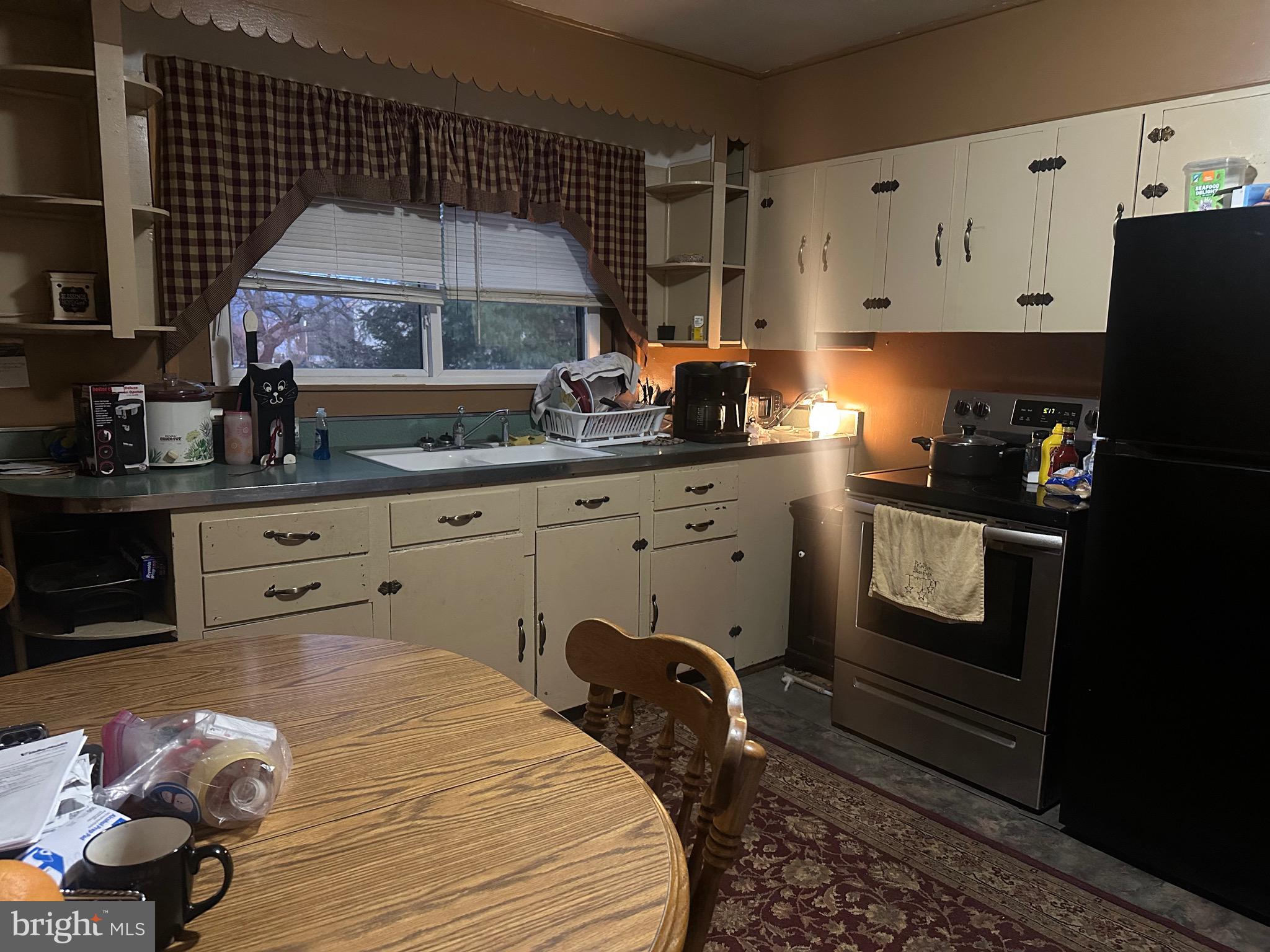 196 BIXLERS FERRY ROAD