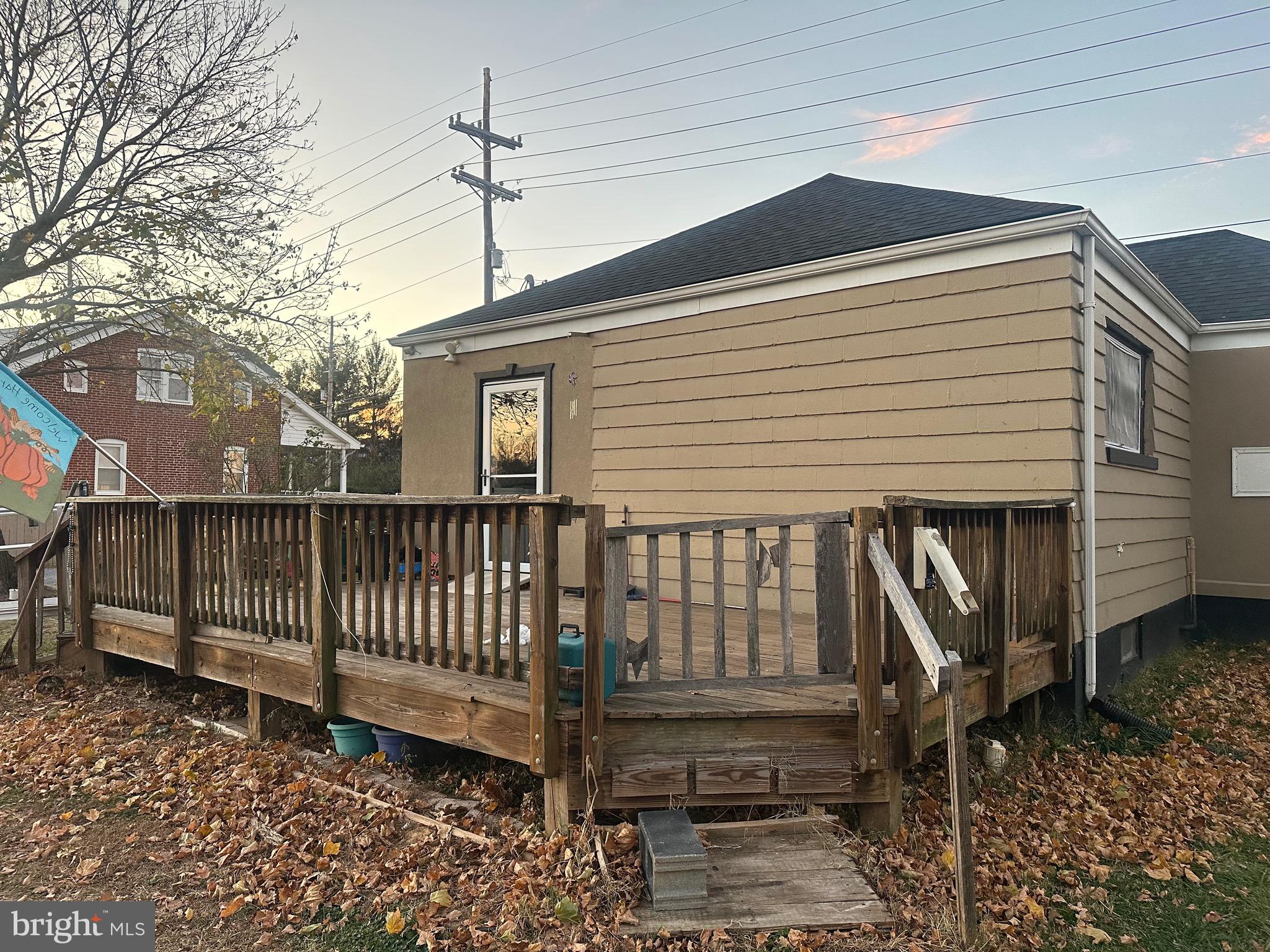 196 BIXLERS FERRY ROAD