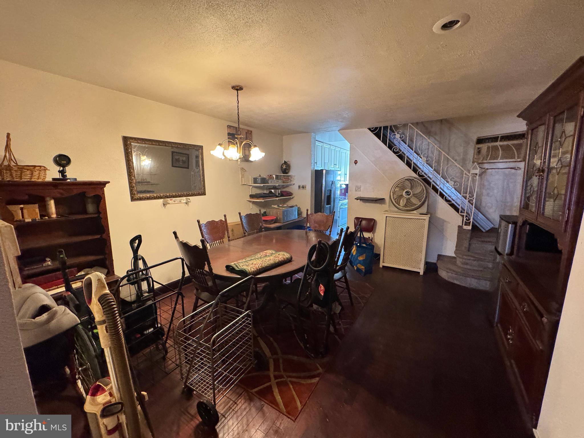 PHILADELPHIA (SOUTHWEST) - Residential