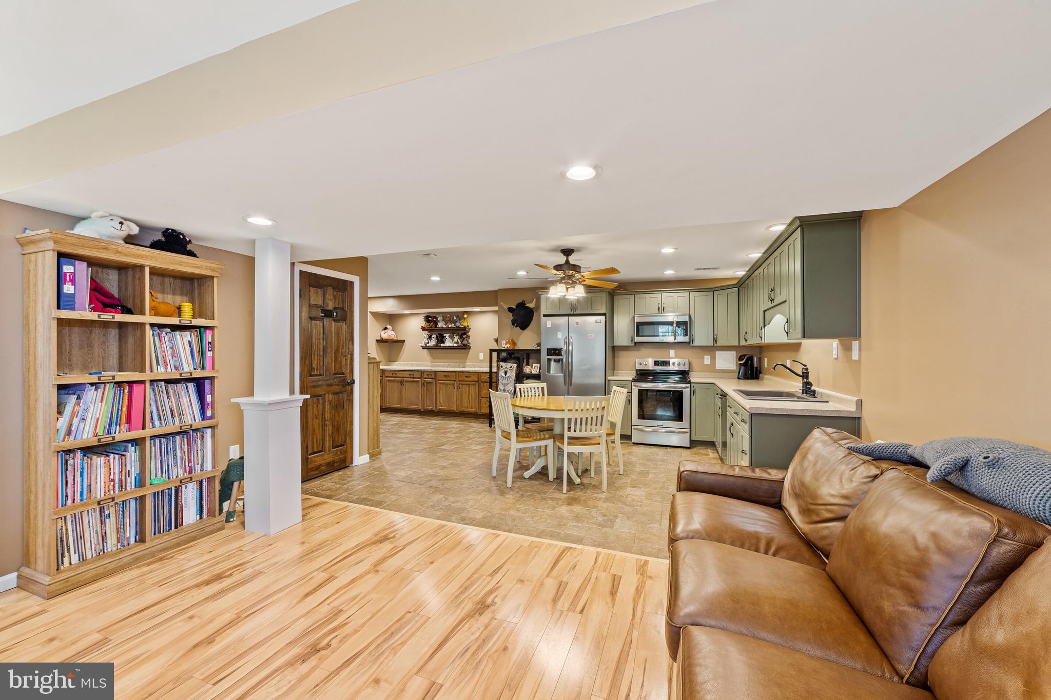 GAP VIEW VILLAGE - Residential