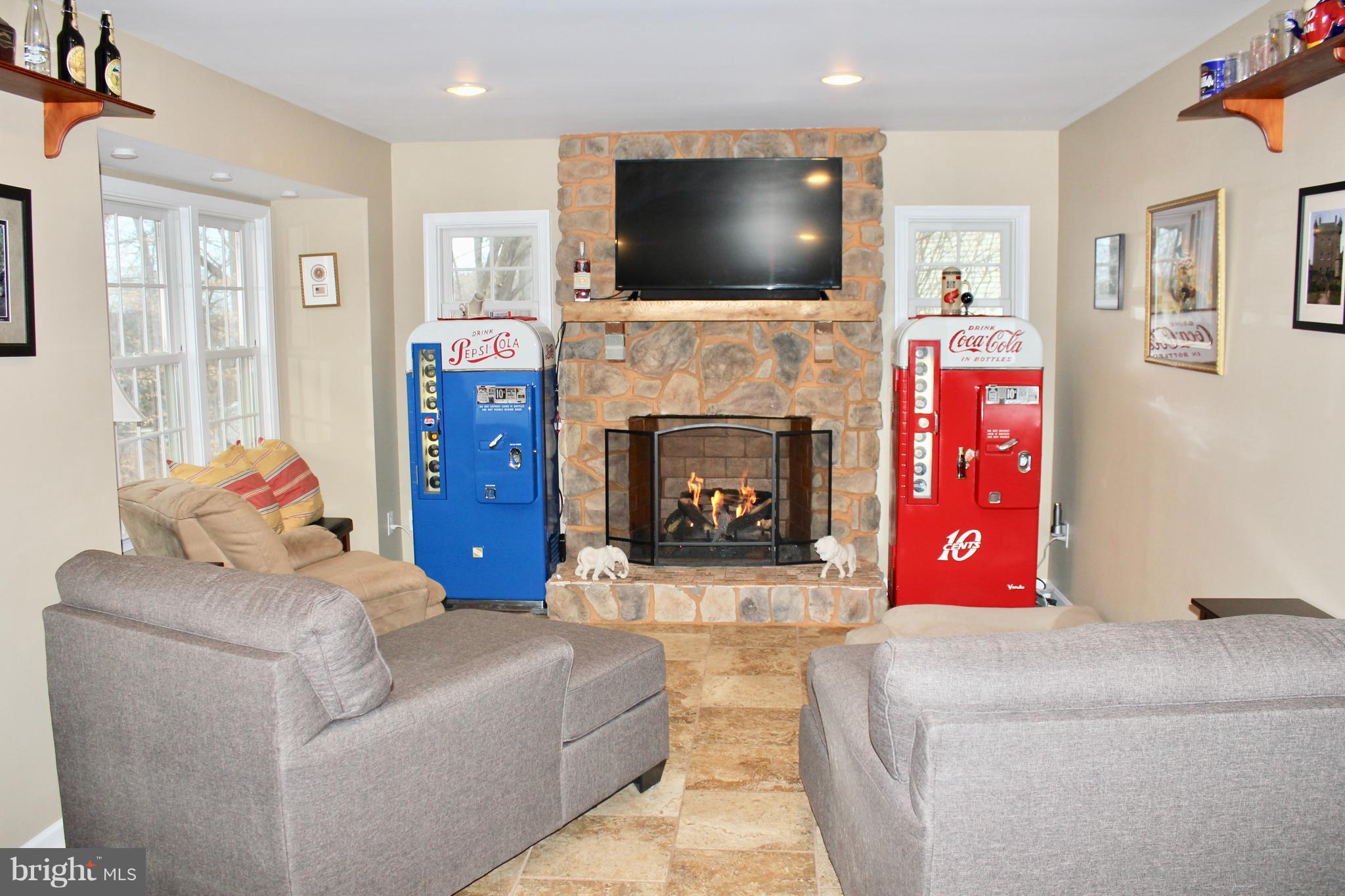 KINGS LANDING - Residential Lease