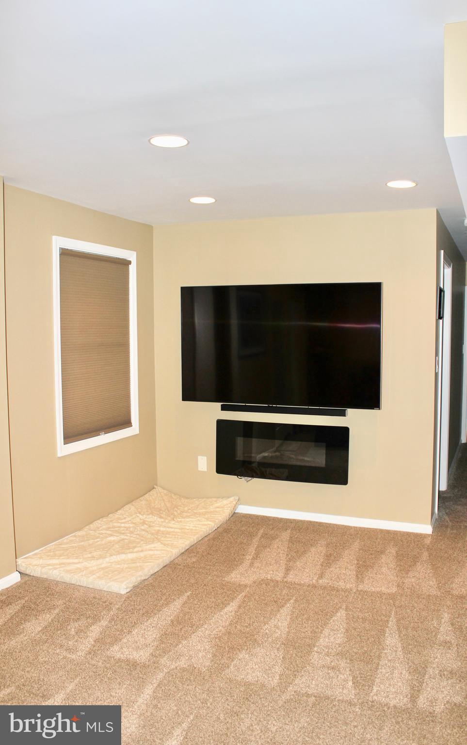 KINGS LANDING - Residential Lease