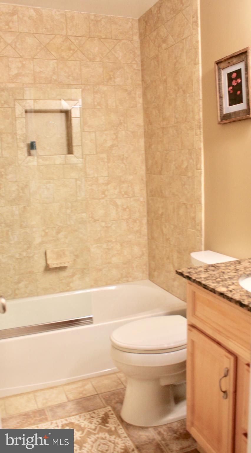 KINGS LANDING - Residential Lease