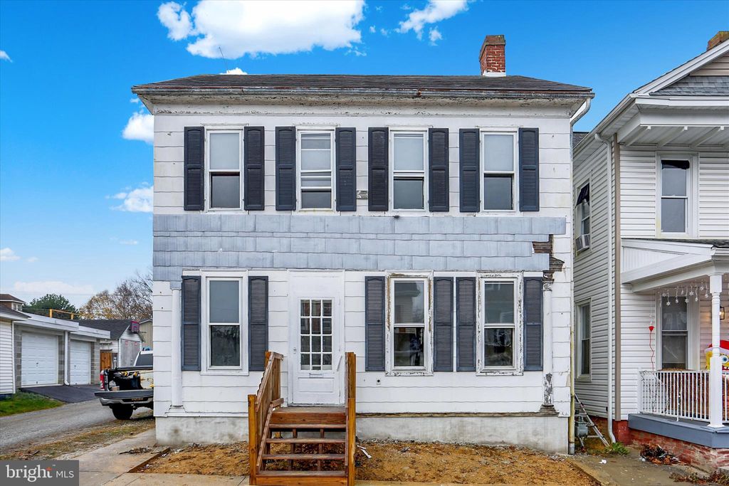 Photo of 229 2nd Ave, HANOVER, PA 17331 (MLS # PAYK2093348)
