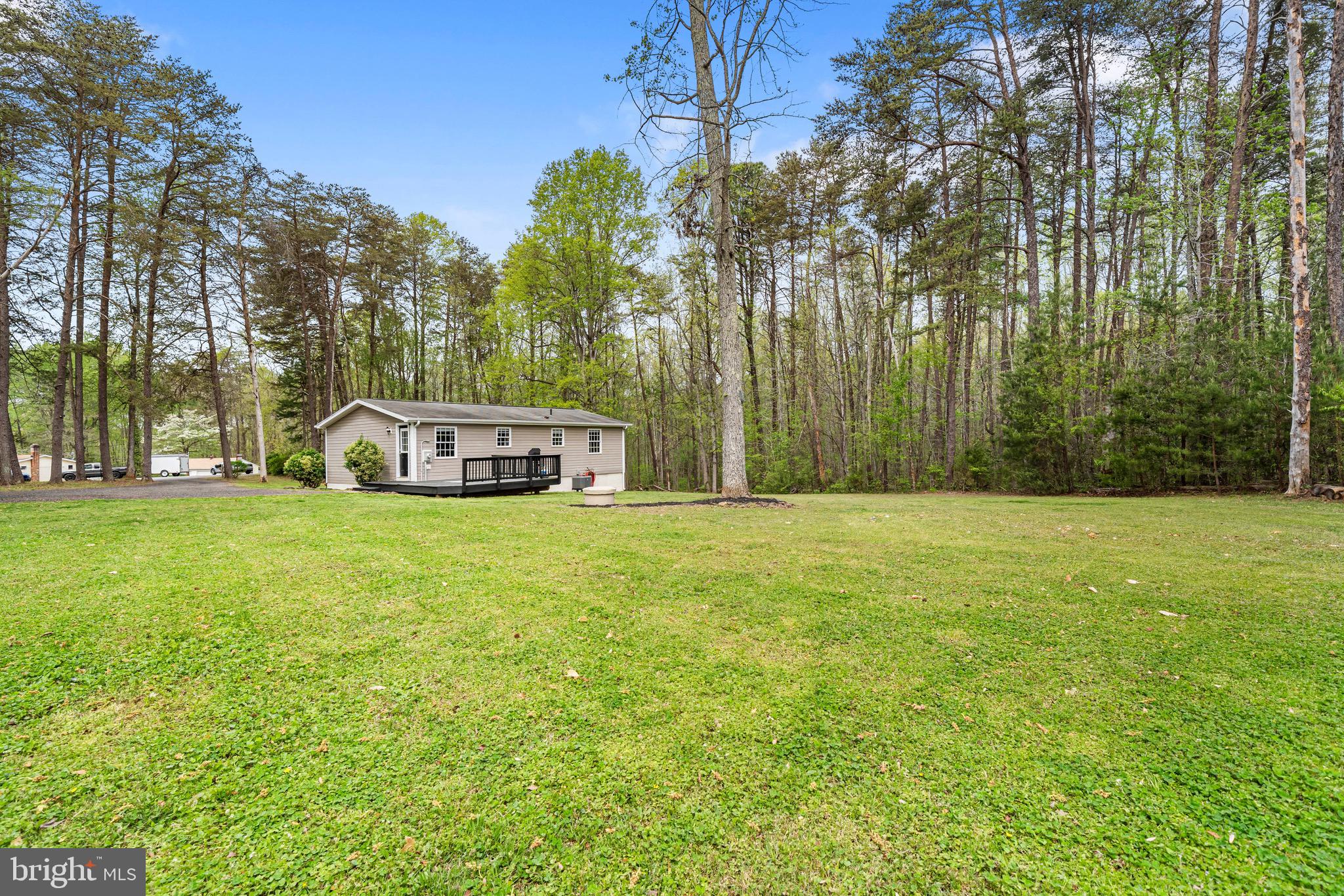 ROUND HILL - Residential