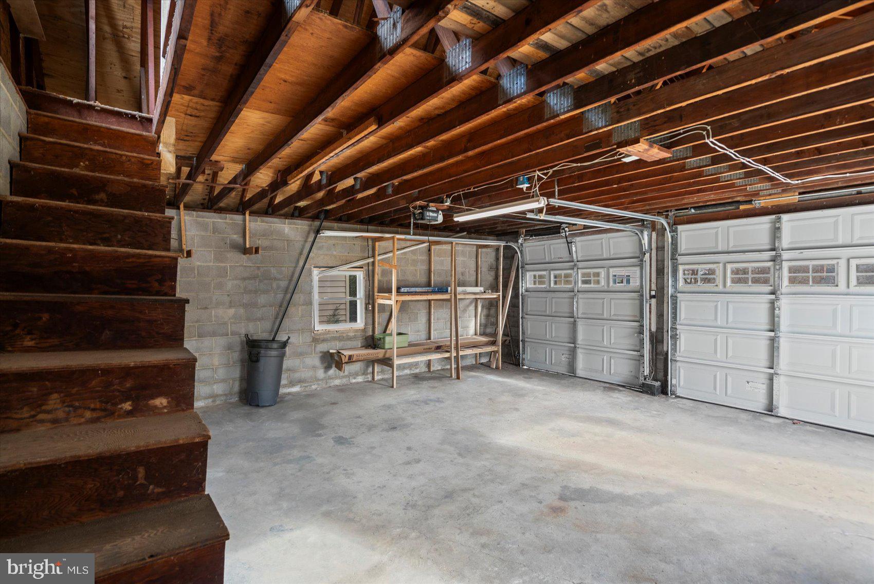 GOSHEN - Residential