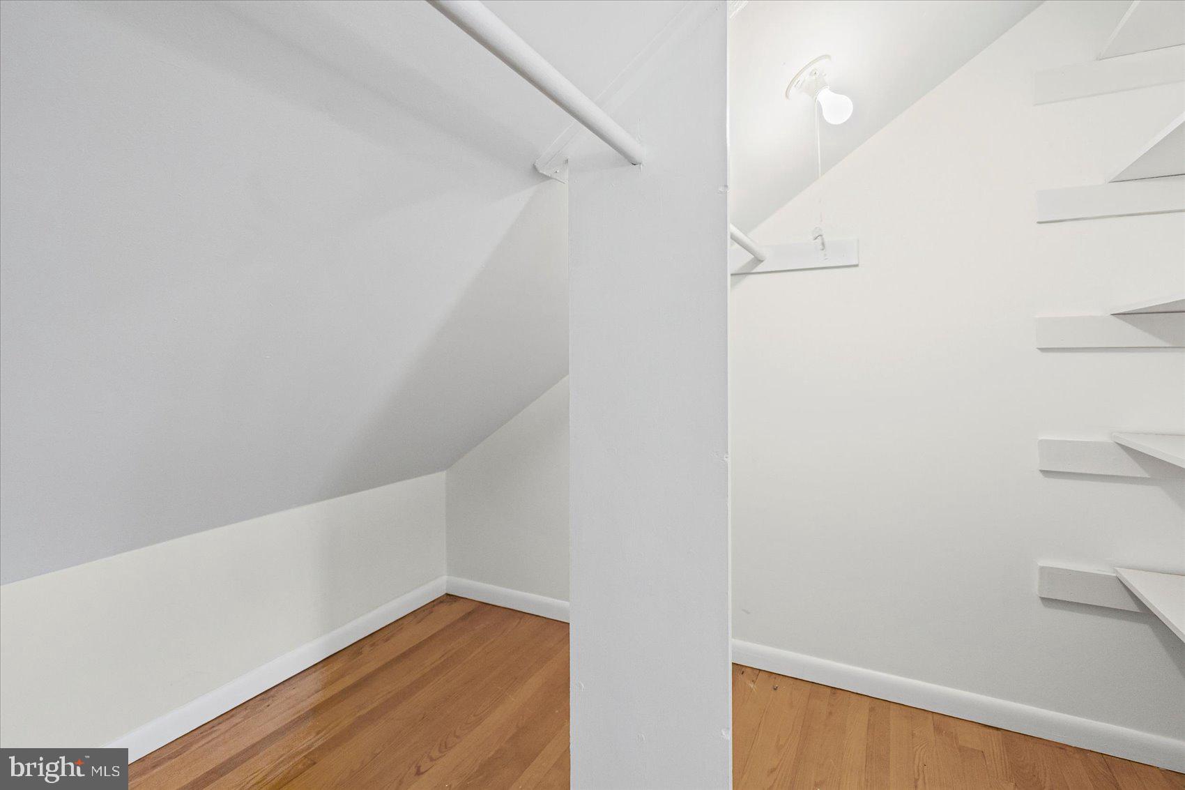 GOSHEN - Residential