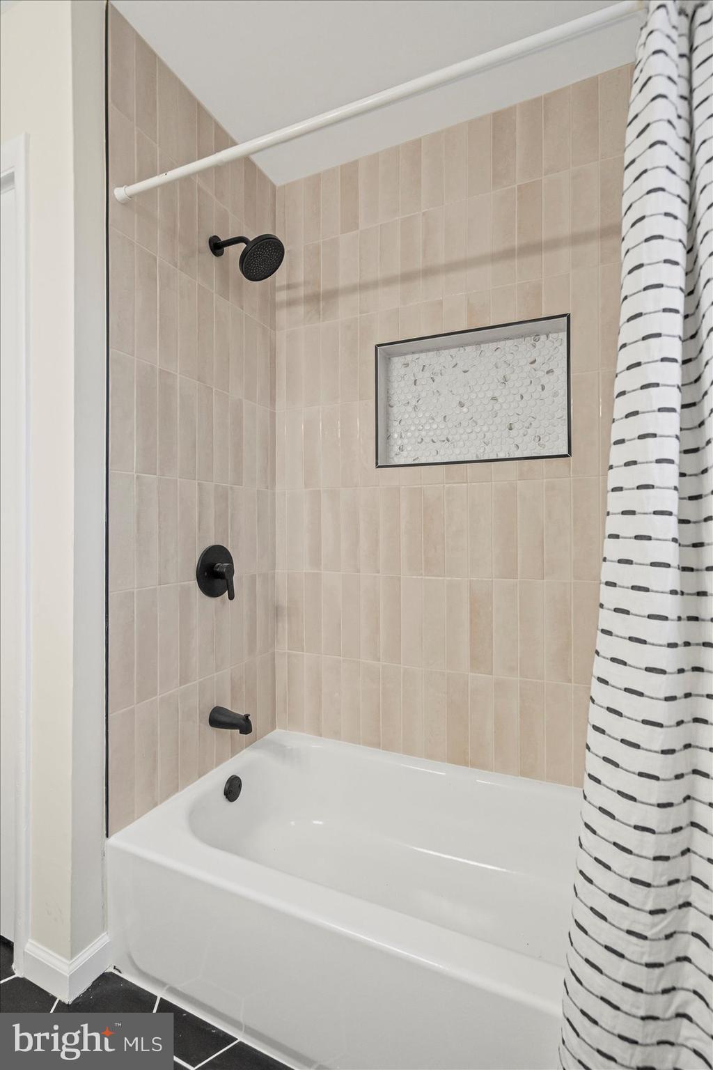 GOSHEN - Residential