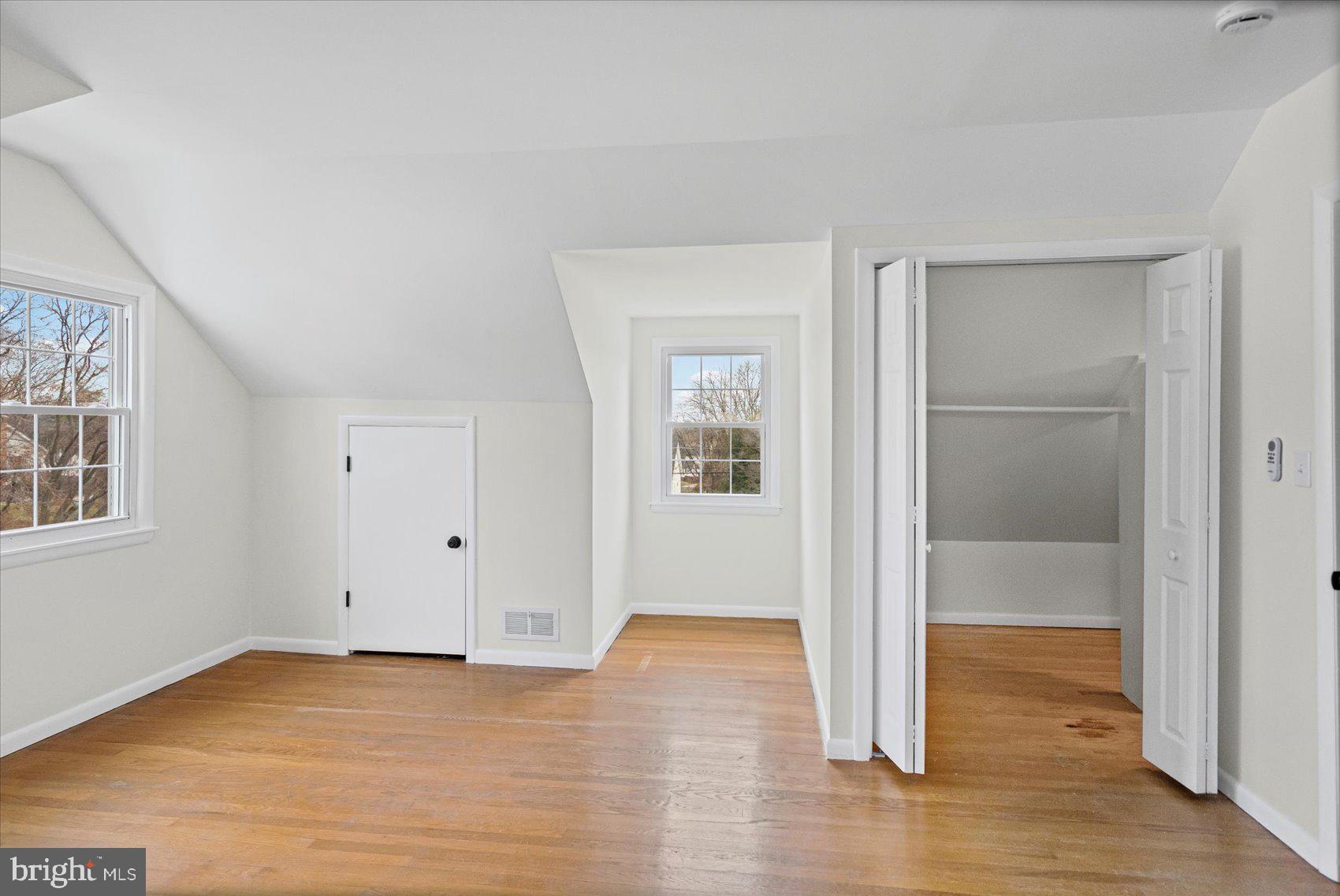 GOSHEN - Residential