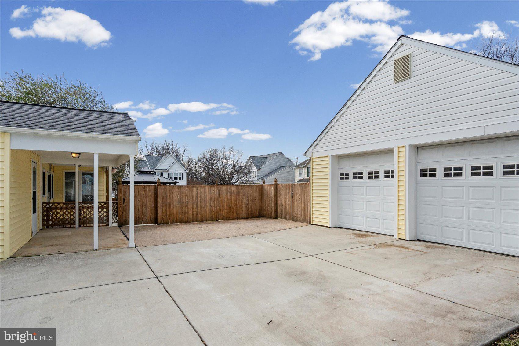 GOSHEN - Residential