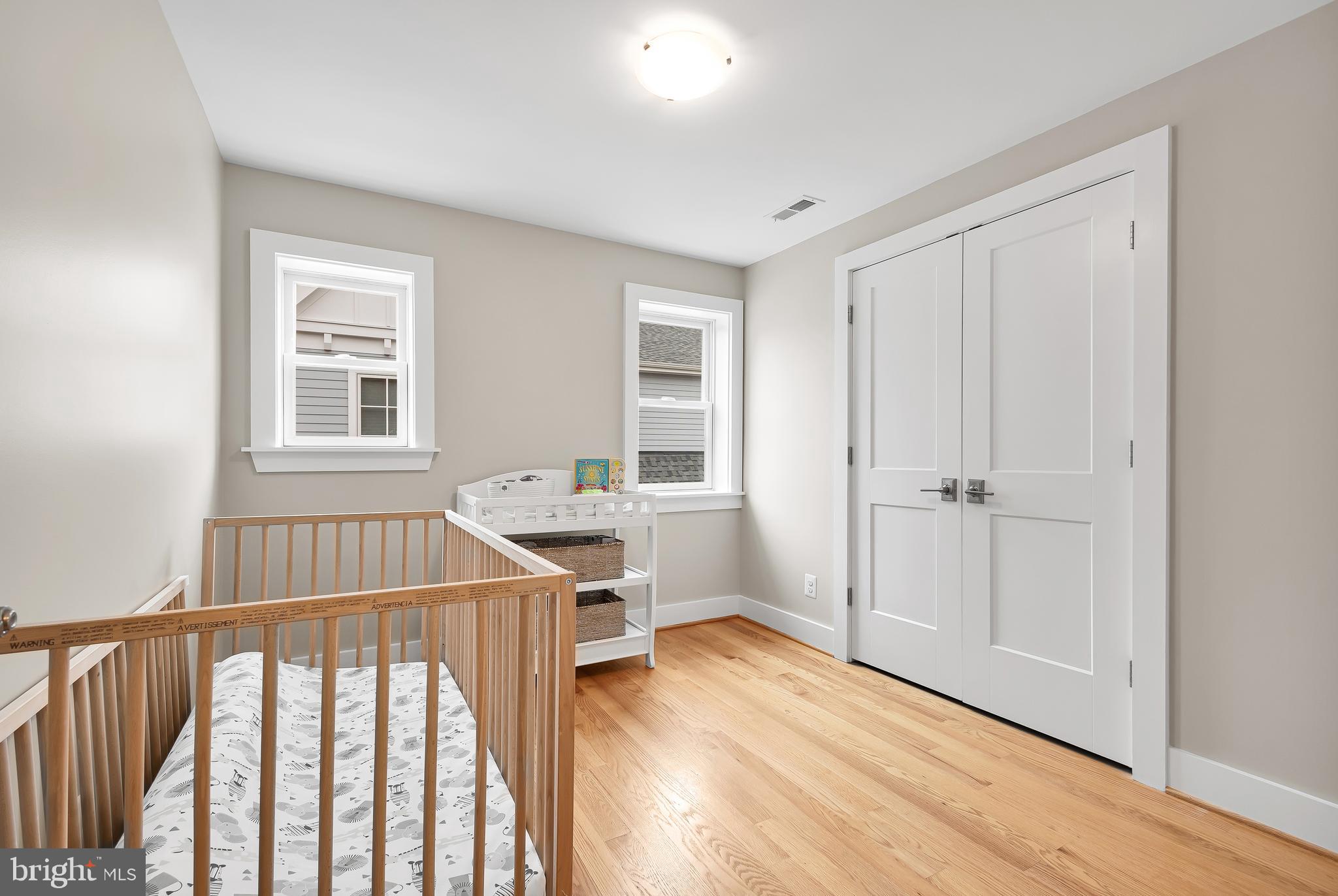 OVER LEE KNOLLS - Residential