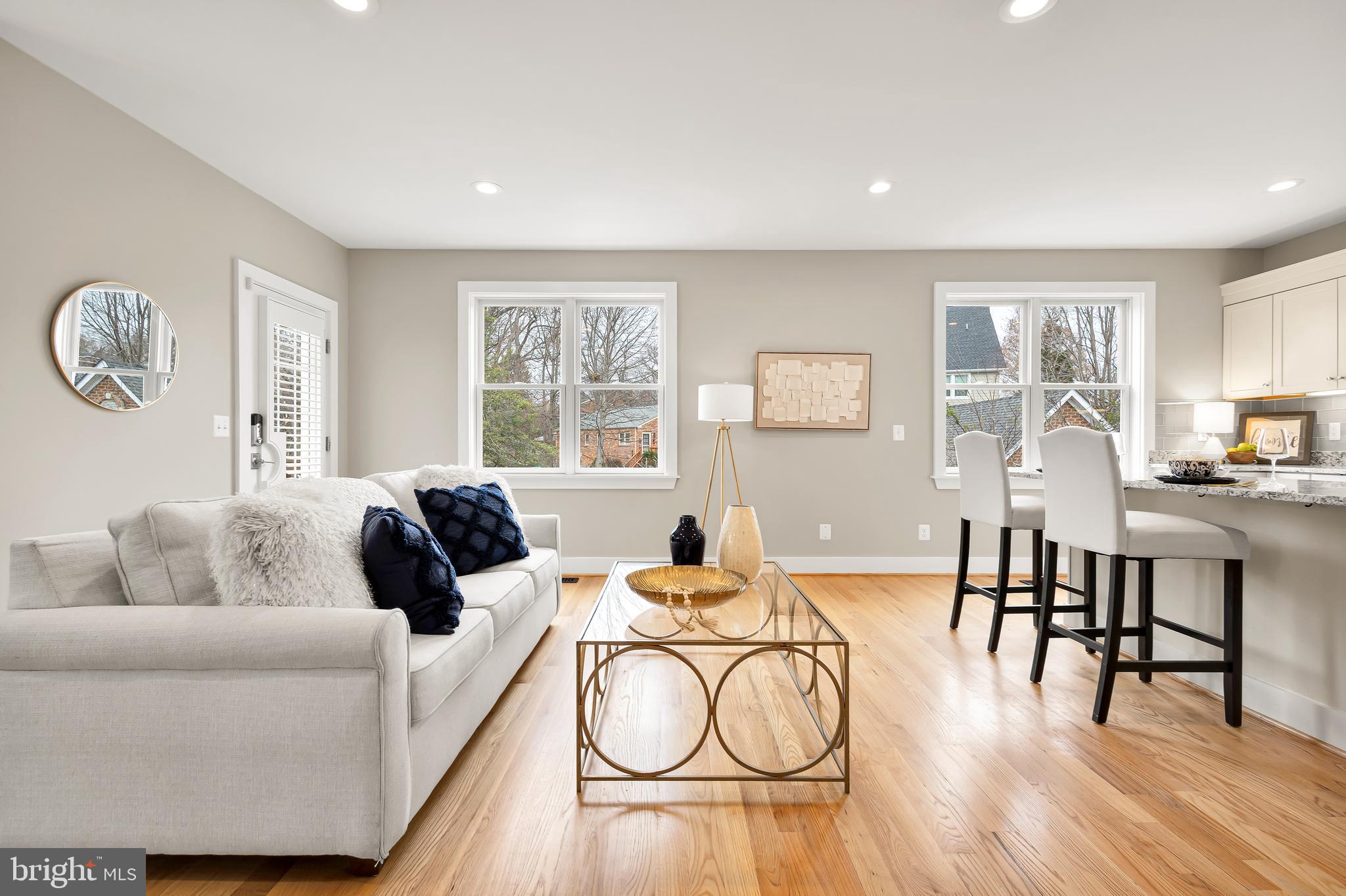 OVER LEE KNOLLS - Residential