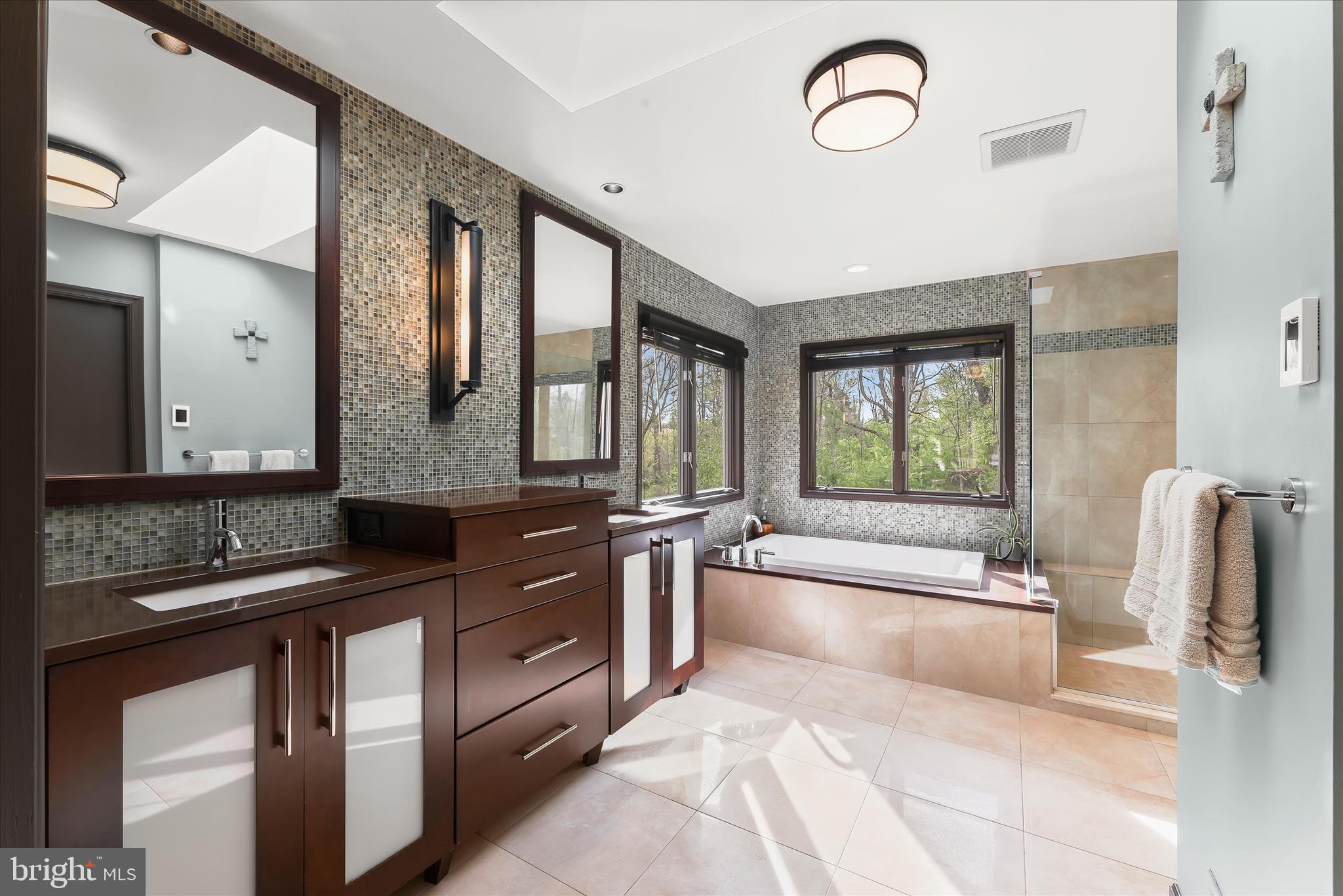 THE HERITAGE - Residential