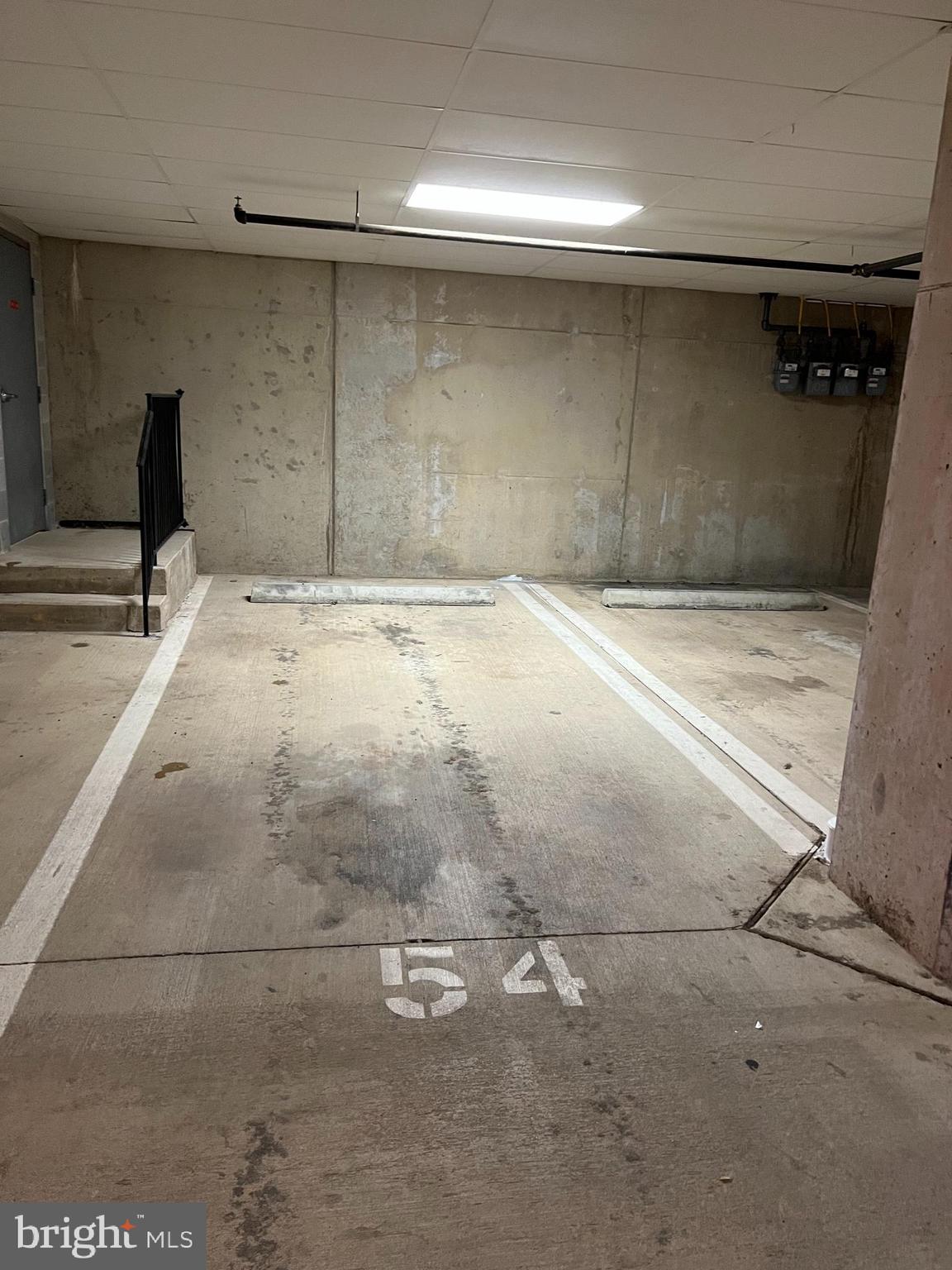 WESTBRIAR PLAZA - Residential Lease