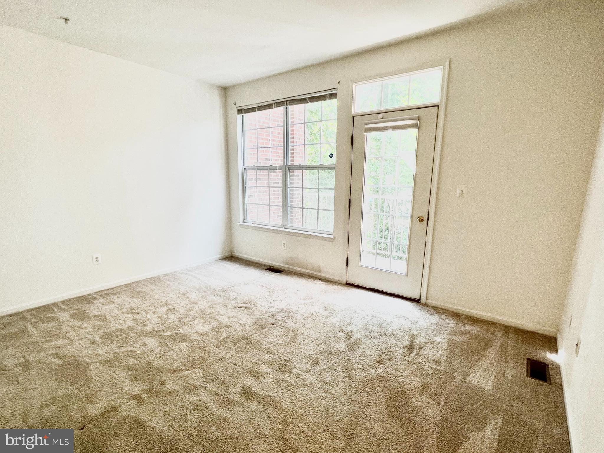 WESTBRIAR PLAZA - Residential Lease