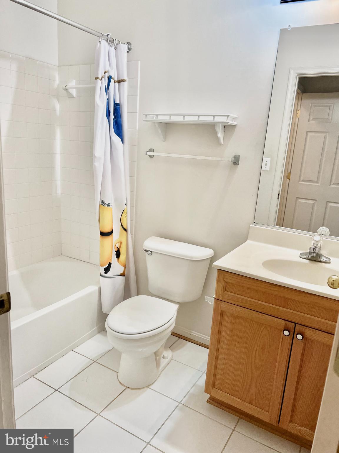 WESTBRIAR PLAZA - Residential Lease