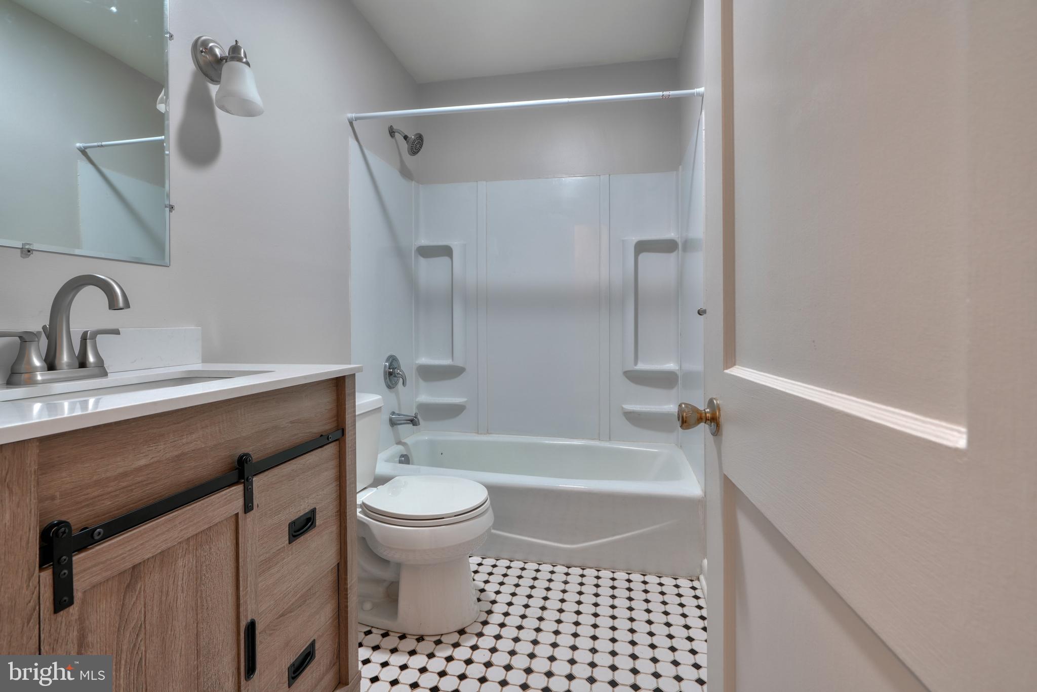 JACKSONVILLE - Residential Lease