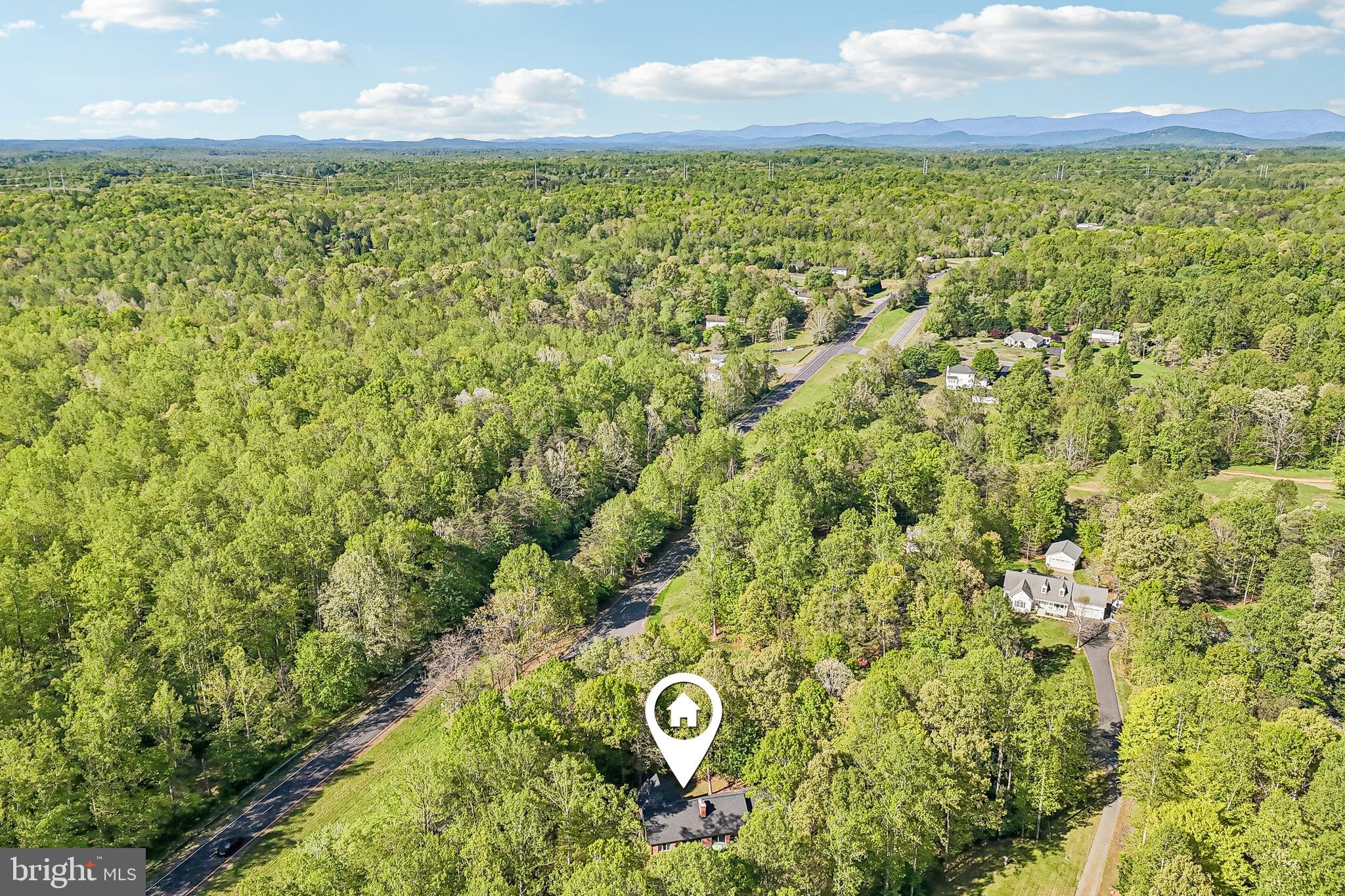 WOODLYNN MANOR - Residential